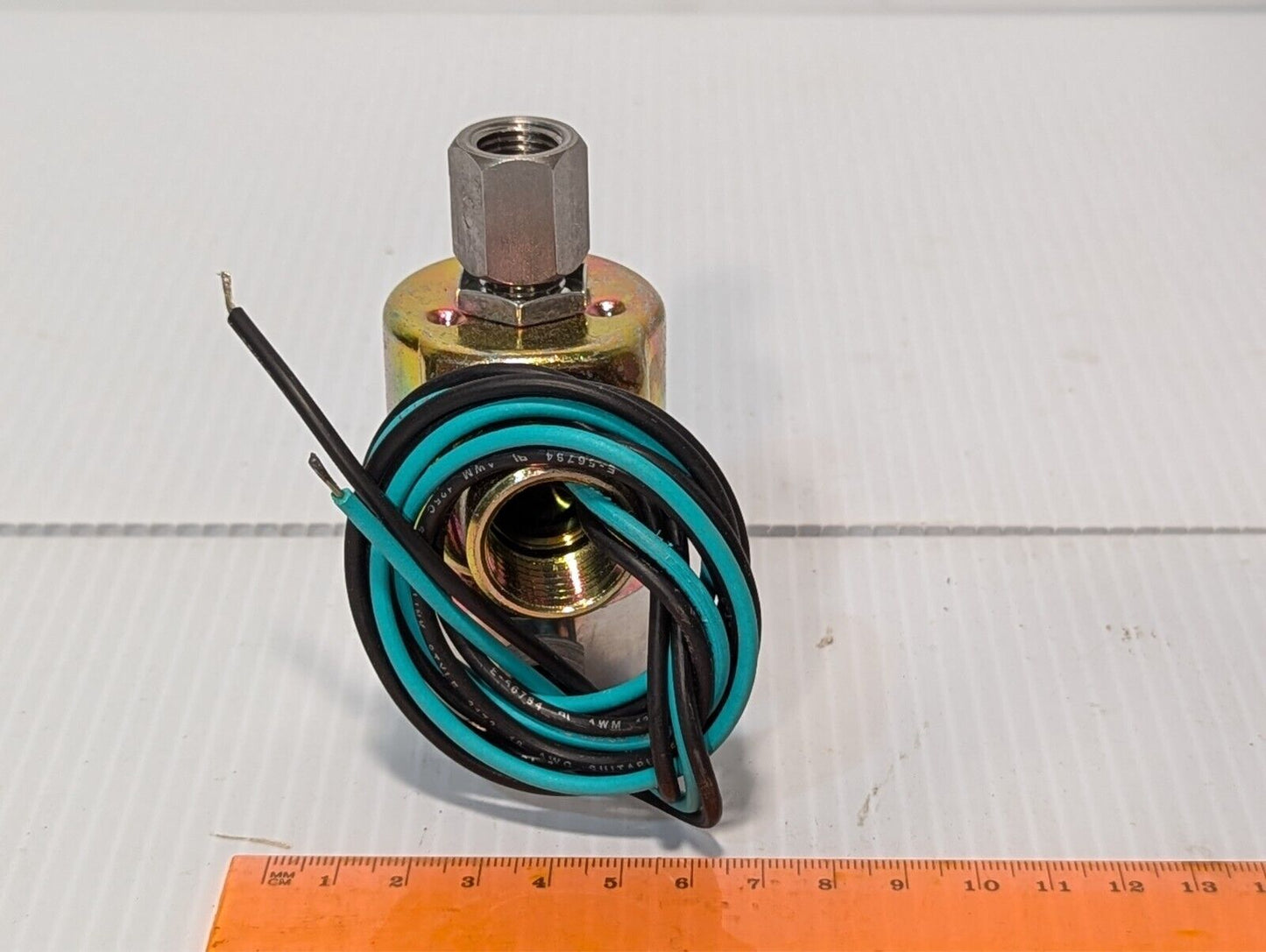 Versa ESM-3301-166-H-A120 solenoid valve, 120/110VAC, 38VDC - Free Shipping