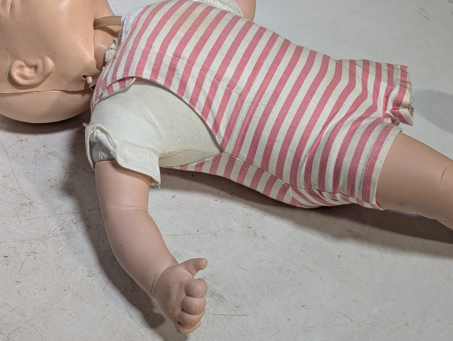 (1) Laerdal Baby Anne CPR Infant Pediatric Training Manikin, Dismembered Leg
