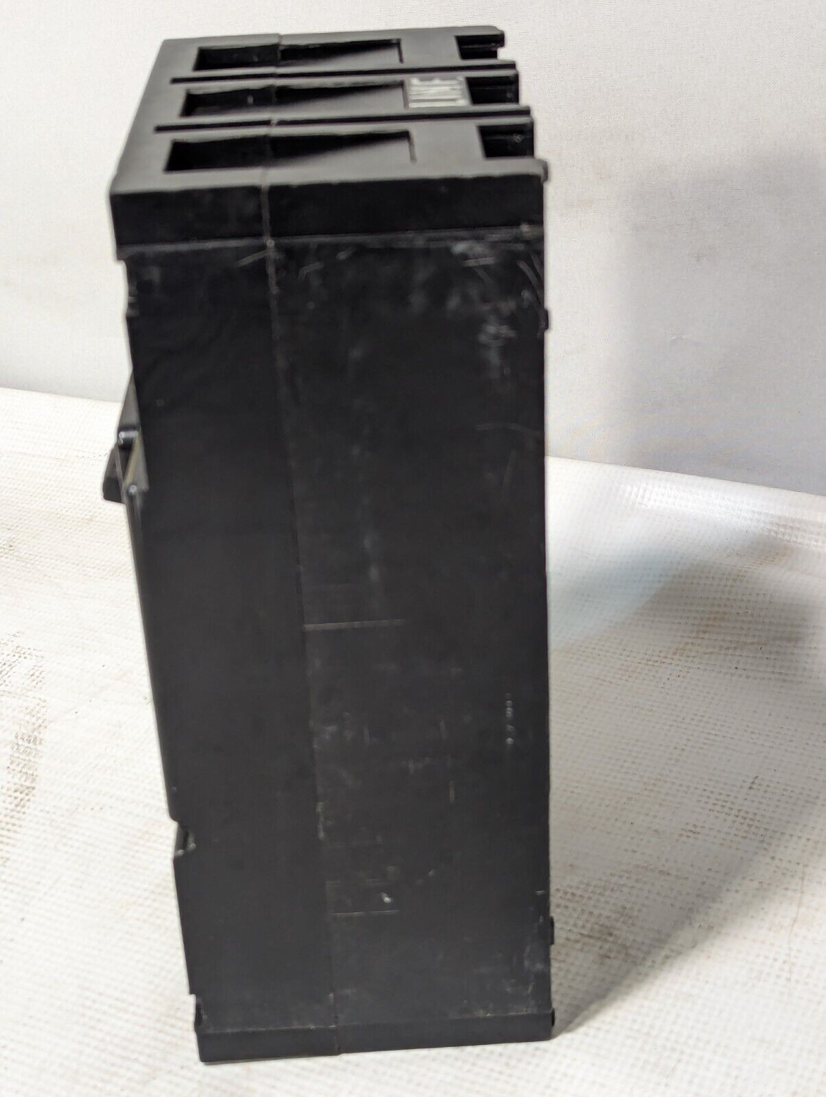 Westinghouse LB2400F 2-Pole Circuit Breaker, 250A, 600VAC, 250VDC