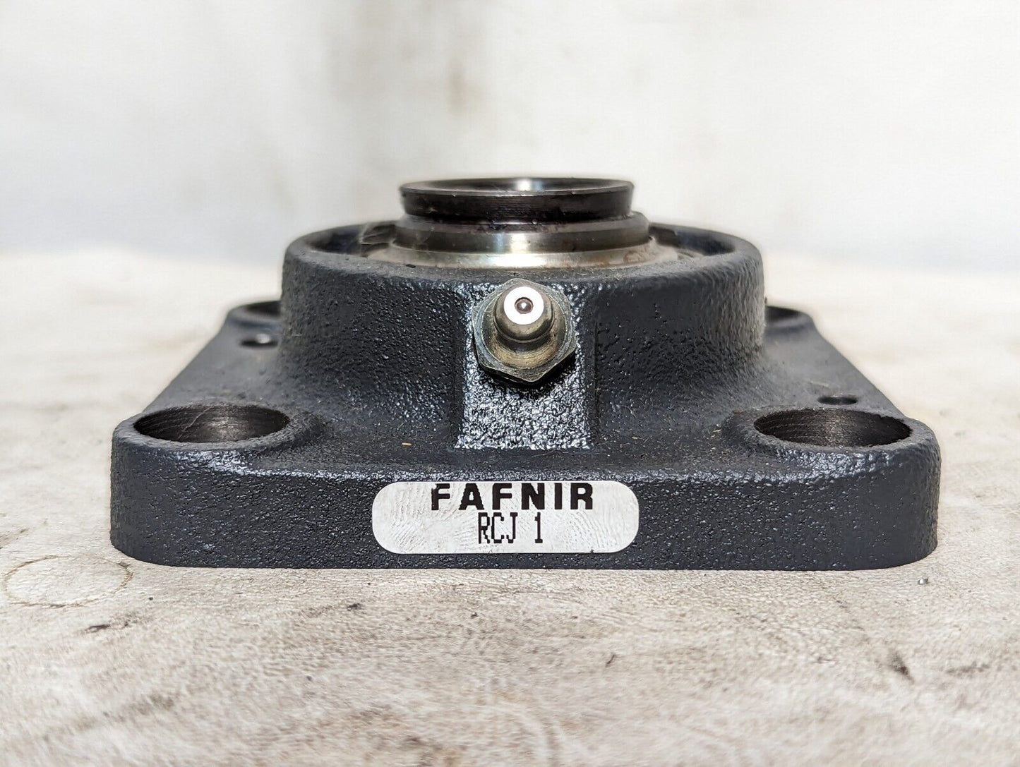 Fafnir RCJ1 Flange-Mount Ball Bearing Unit - 4-Bolt Flange, 1 in Bore, Cast Iron