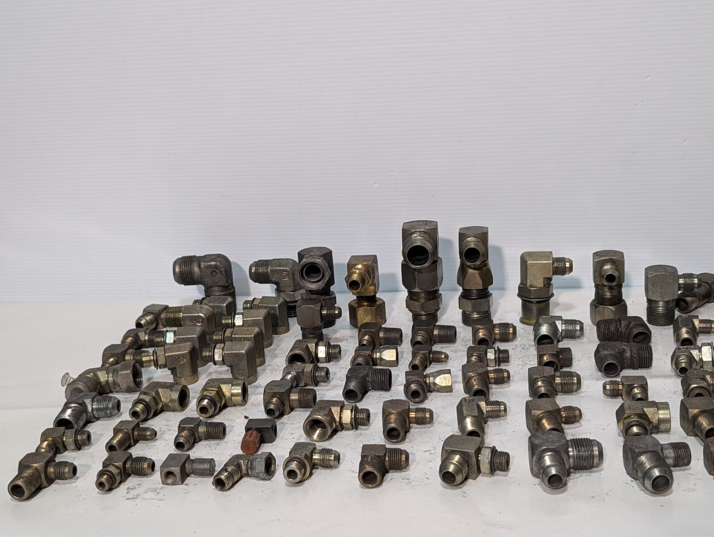 (225) Assorted 90 Degree Elbow Fitting and Adapters Male Female