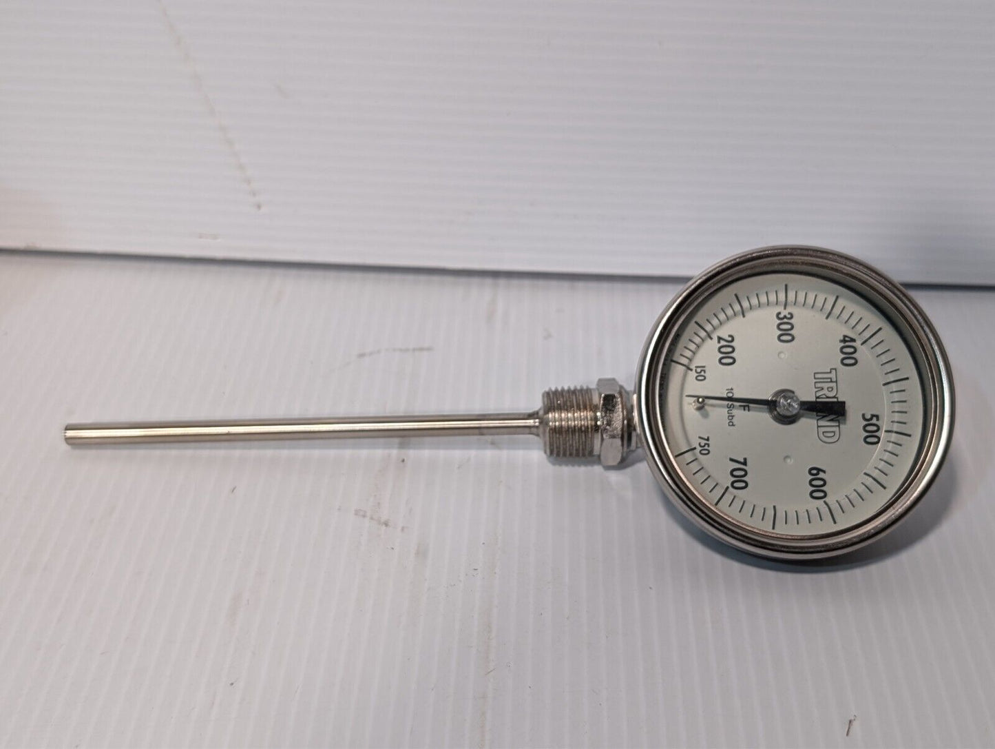 Trend 31 bimetal thermometer, 150-750 deg F, 6 inch stem, 1/2 NPT conn