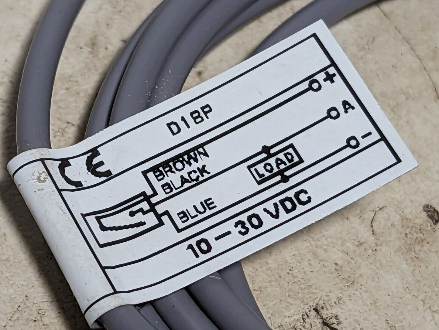 Kessler Ellis D18P proximity sensor, PNP type source