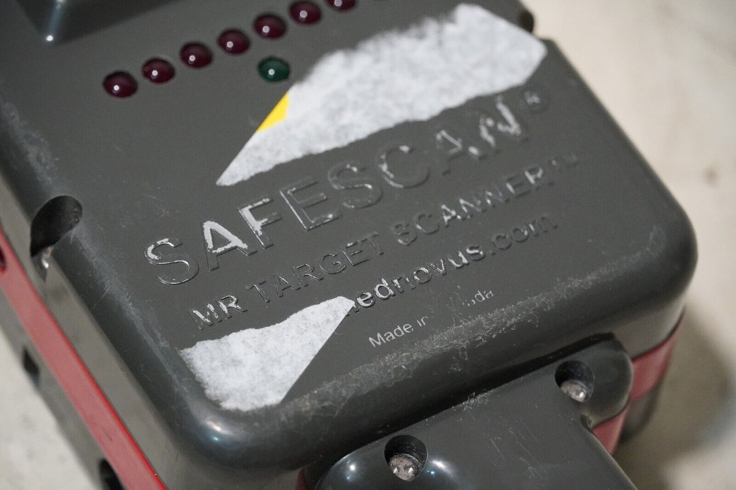 SafeScan MR Target Scannner, Powers On