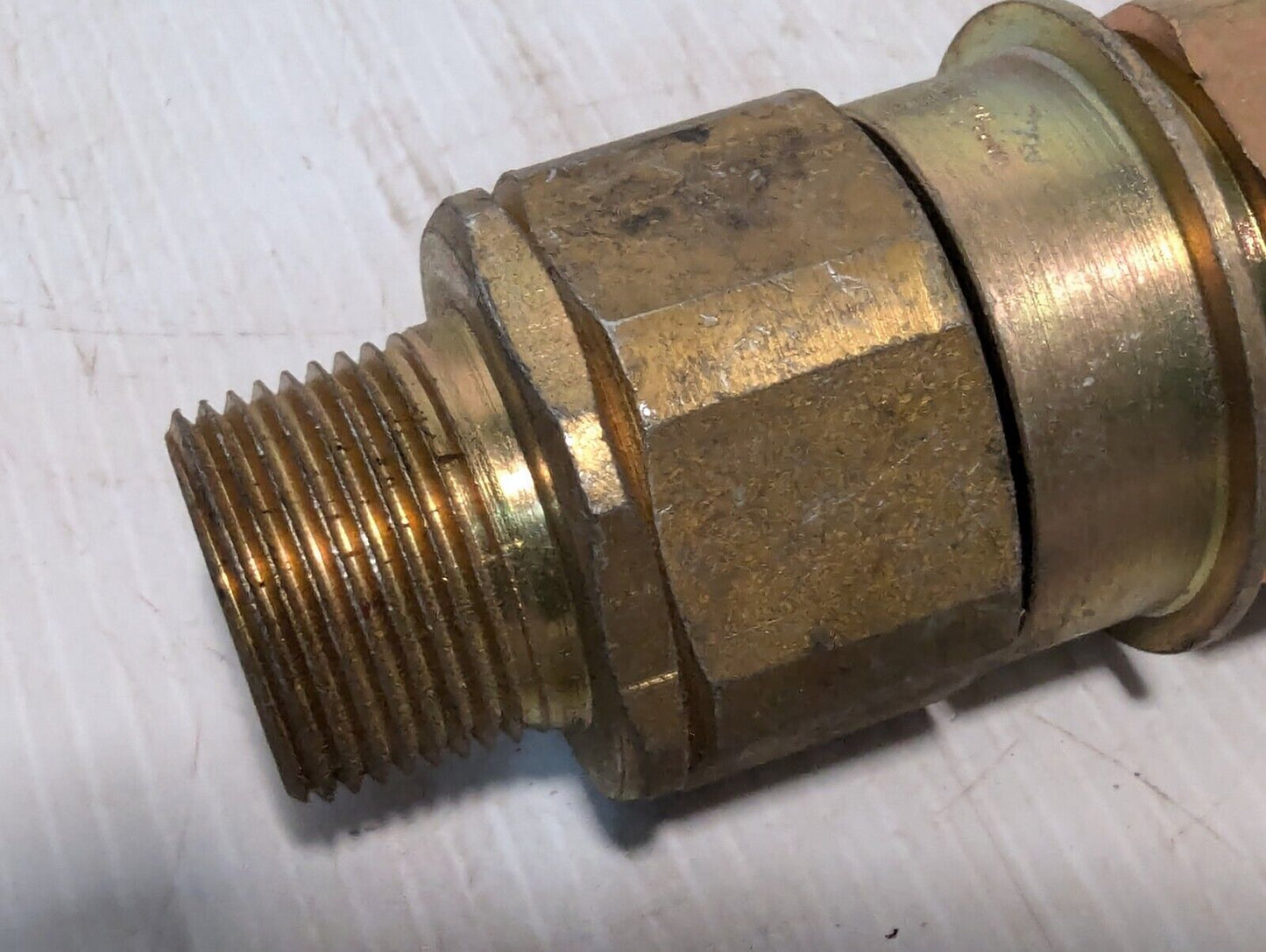 Snap-Tite VEC-16 Female Coupler with VEN-16 Male Connector - Free Shipping