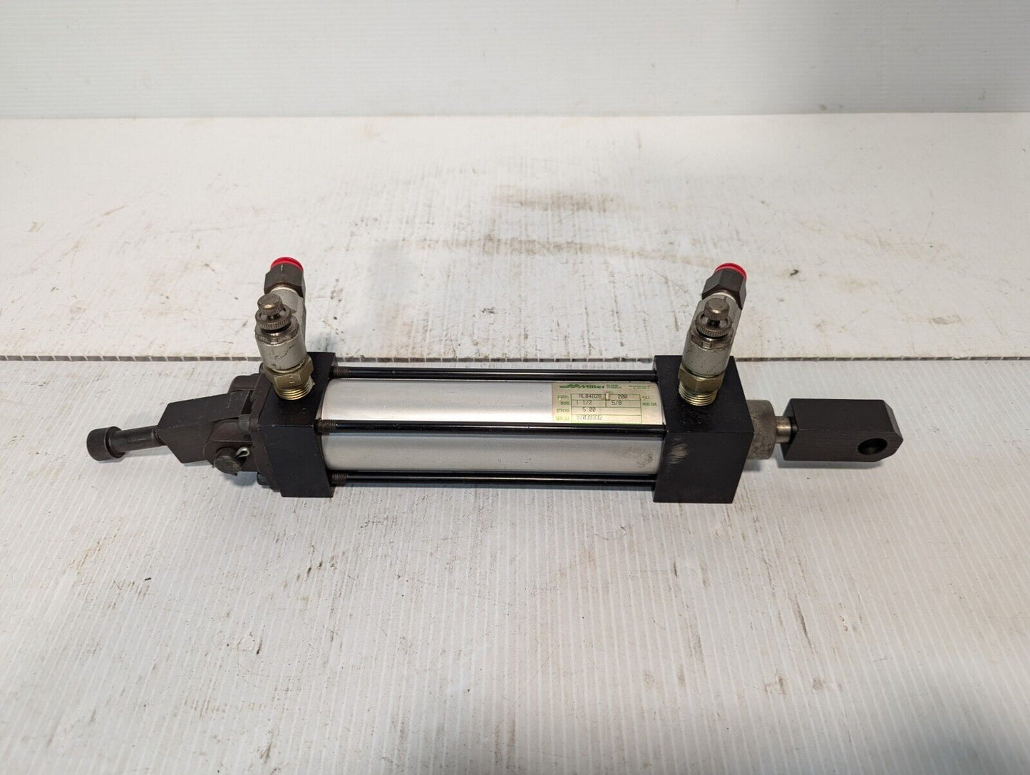 Miller Fluid Power AL84B2B Cylinder 5/8 D 1-1/2" Bore 5" Stroke-Free Ship+Return