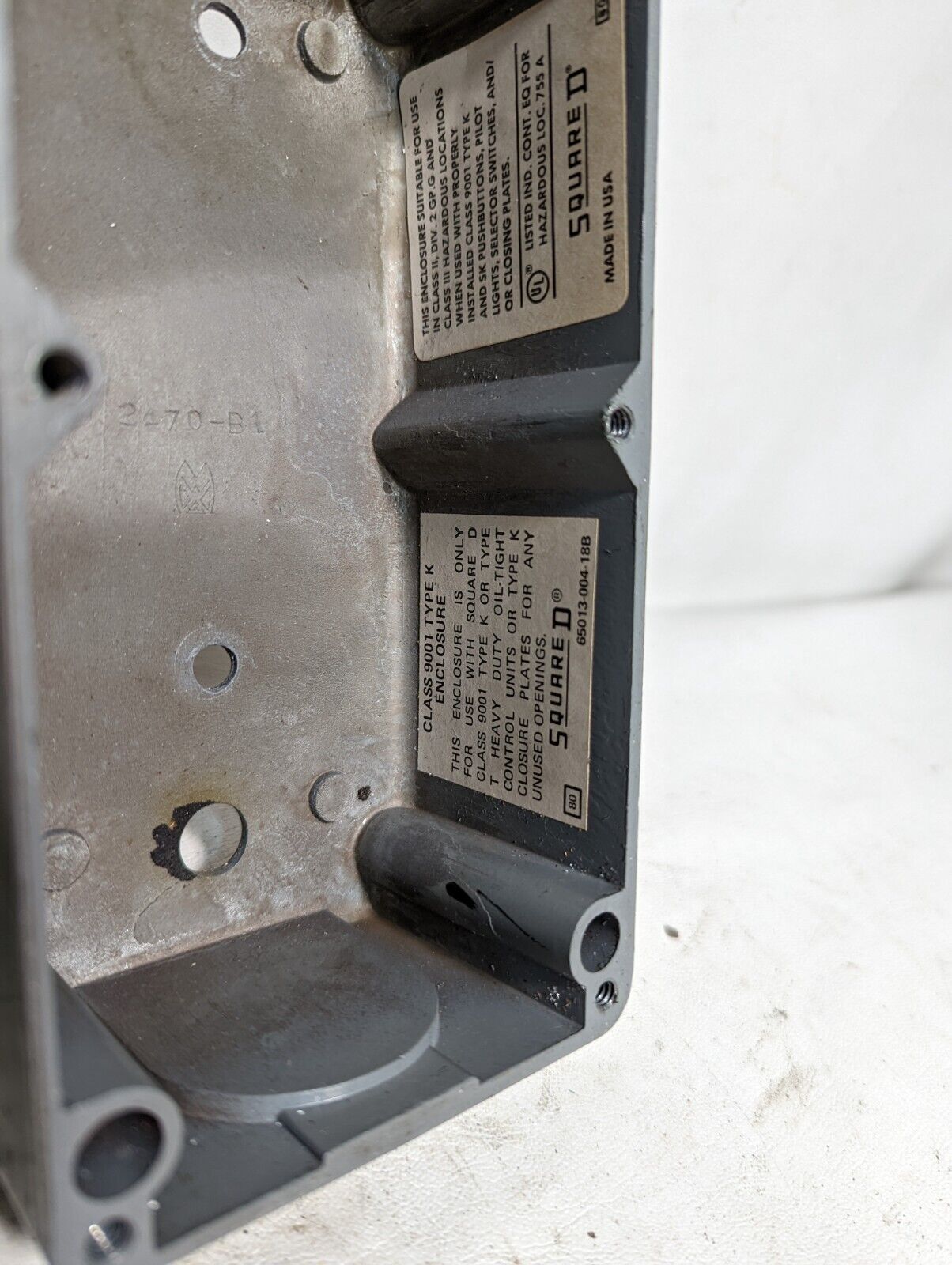 Square D 9001 type K three-button enclosure with 1 red stop pushbutton