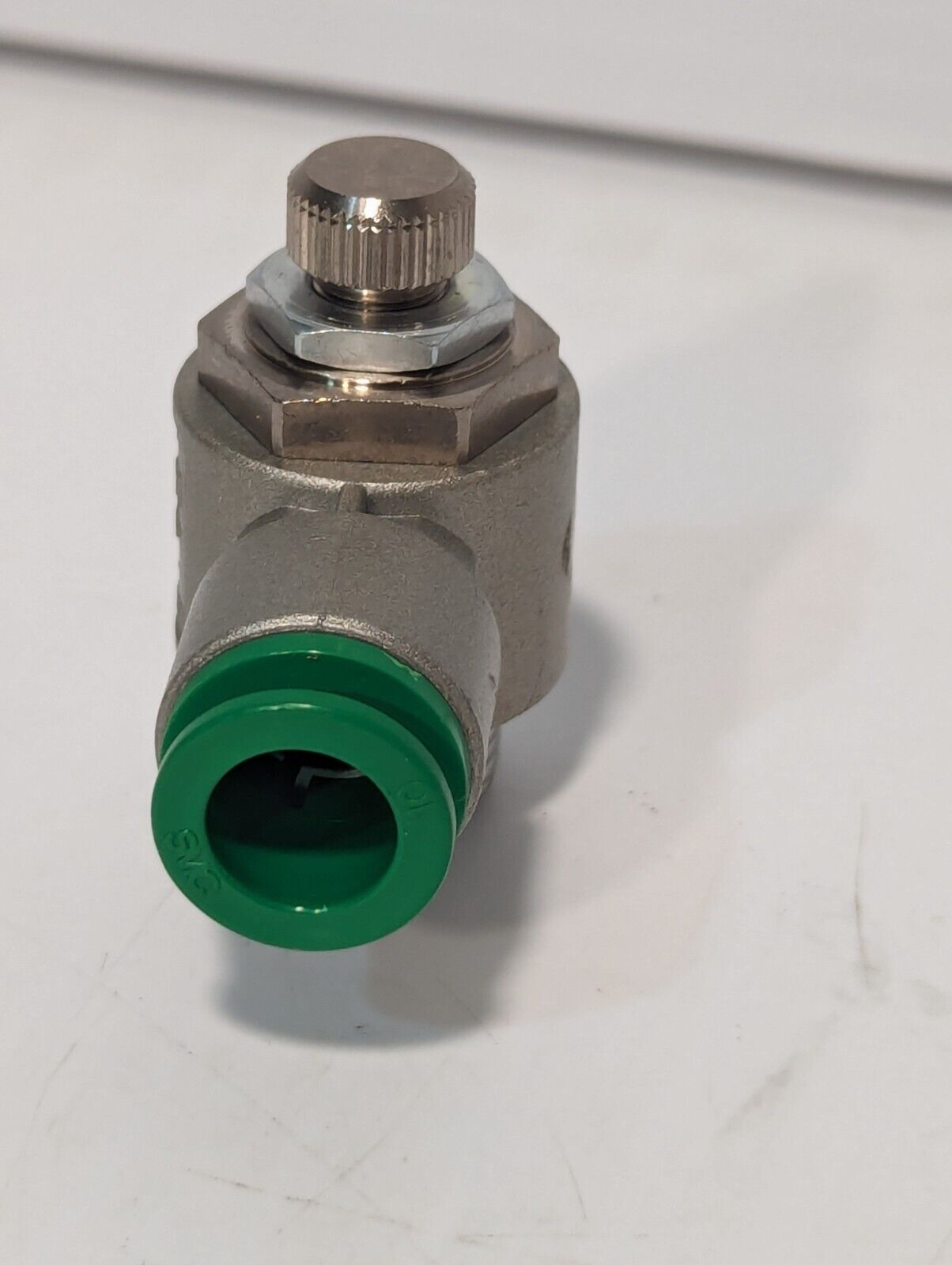163K690H01 Green Air Flow Control Elbow, 3/8" body, 10MM OD Tubi - Free Shipping