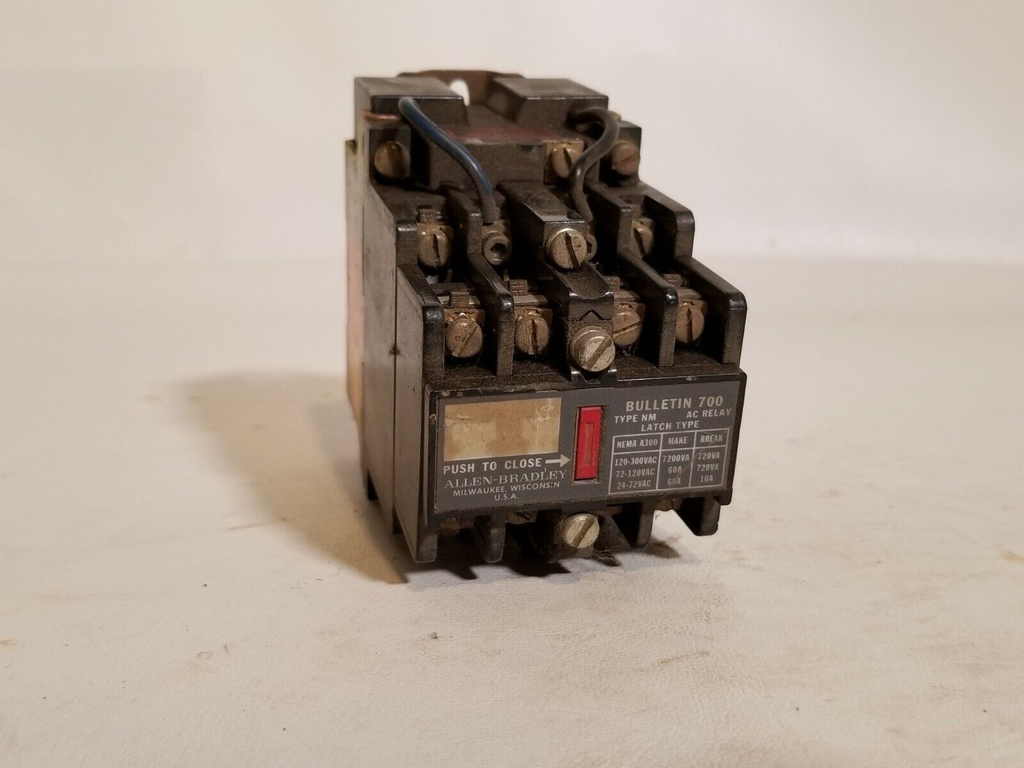 Allen-Bradley 700NM600A1 Industrial Control System - Free Shipping