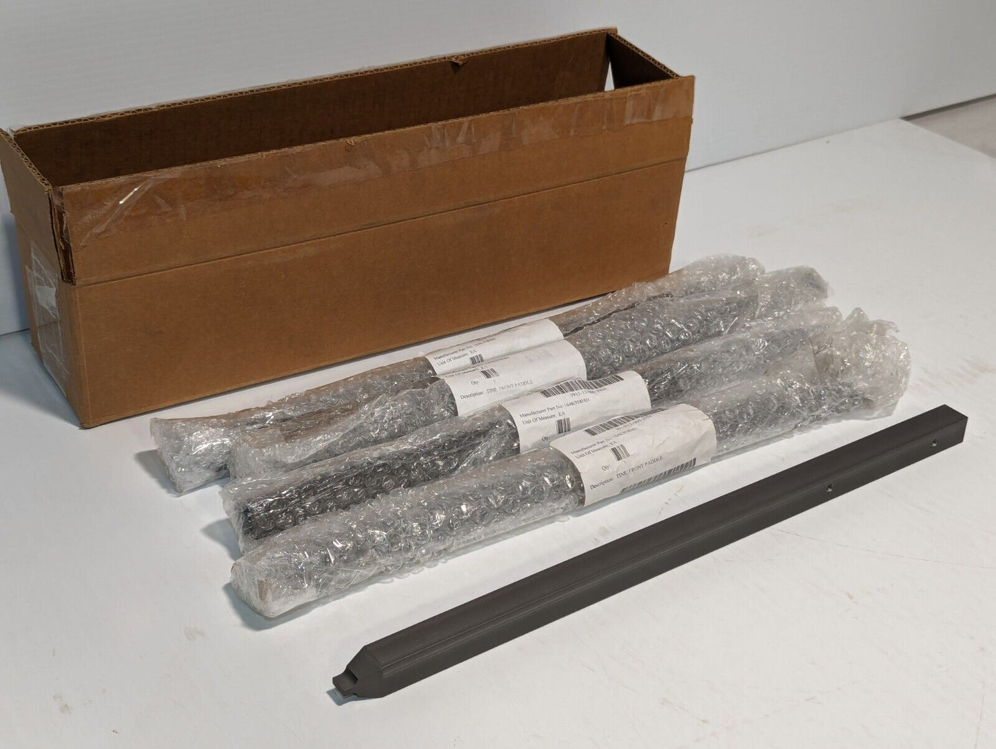 3915-12-000-2954 164K958H01 Front Paddle Tine - Free Shipping