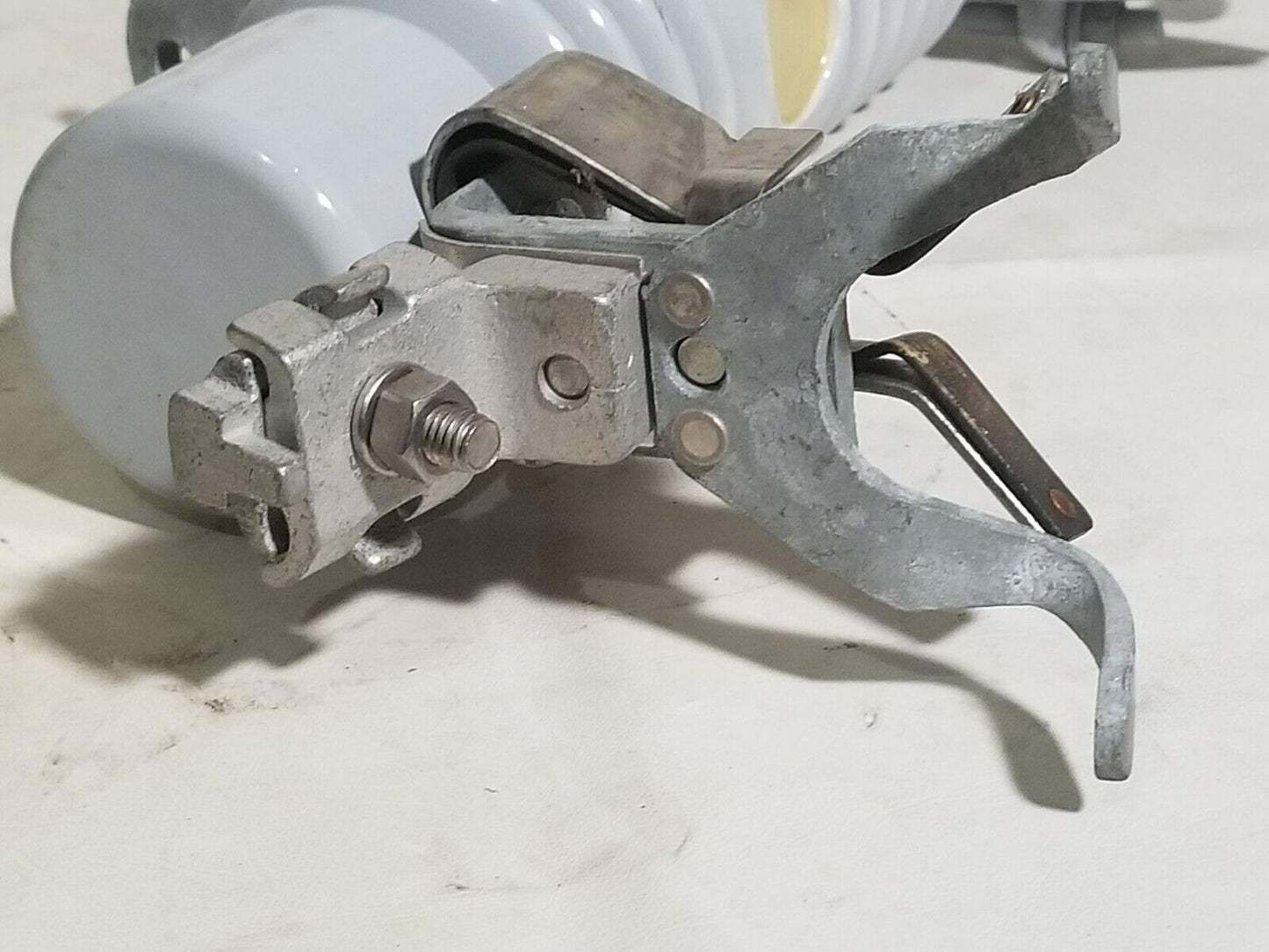 McGraw-Edison S1 Cutout 7.8/15kV GRD. Y 100/200A 95KV B.I.I. - Free Shipping