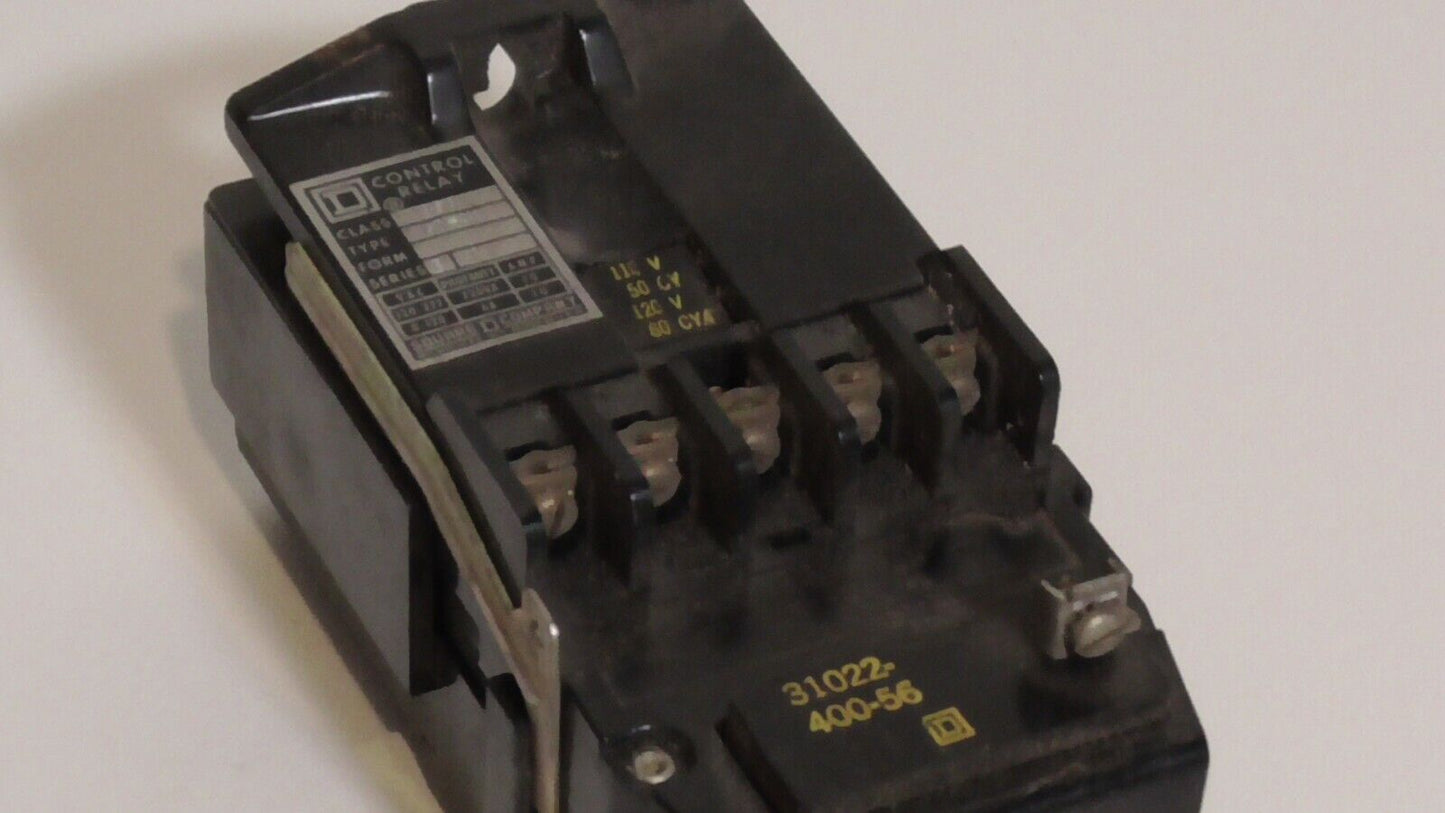 Square D 8501-G0-40 control relay, w/latch attachment 8501GL, coil 31022-400-56