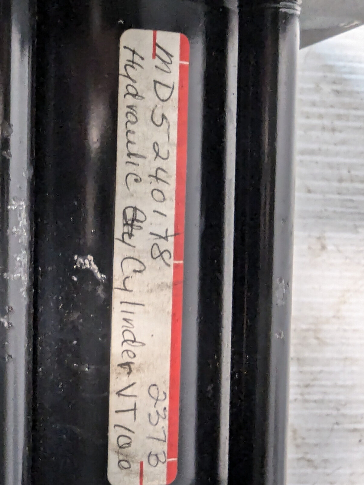 Eaton Hydraulics N5G-2x2.88 Clamp Hydraulic Cylinder -Made in USA- Free Shipping