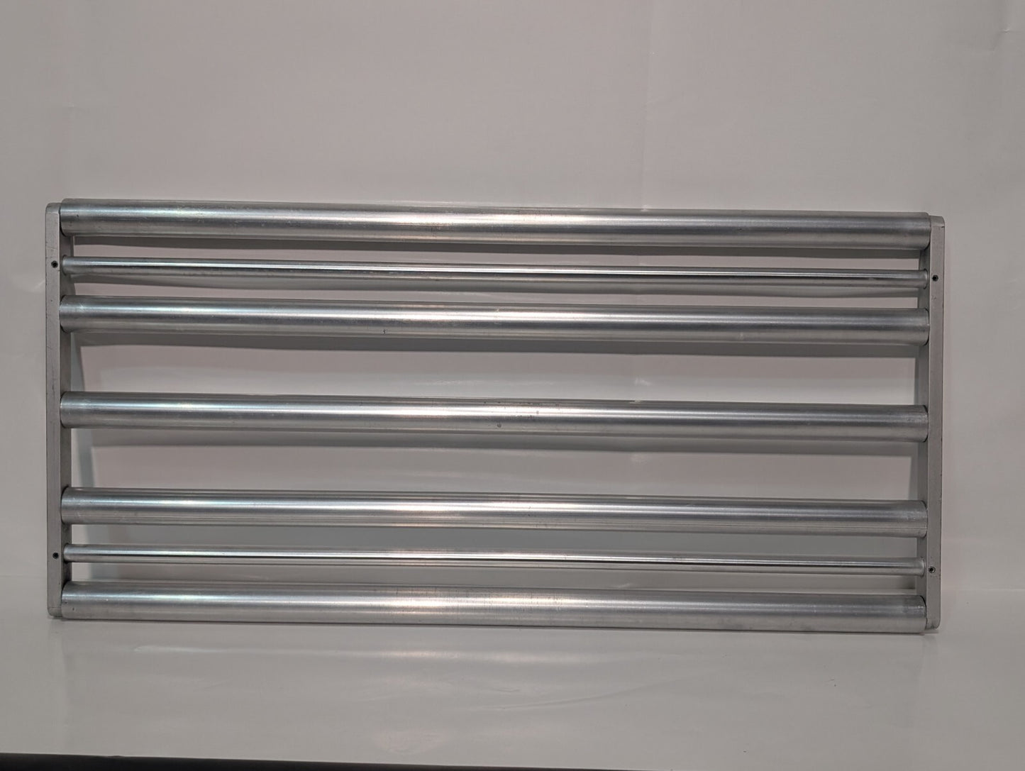 Unbranded Portable Roller Rack \ Conveyor w\ Carrying Case, 5 Rollers, 30" x 14"