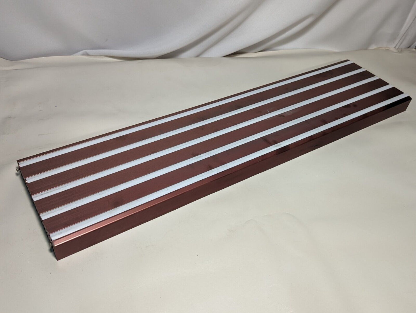 33.5 in long x 8 in wide x 1.5 in tall heat sink