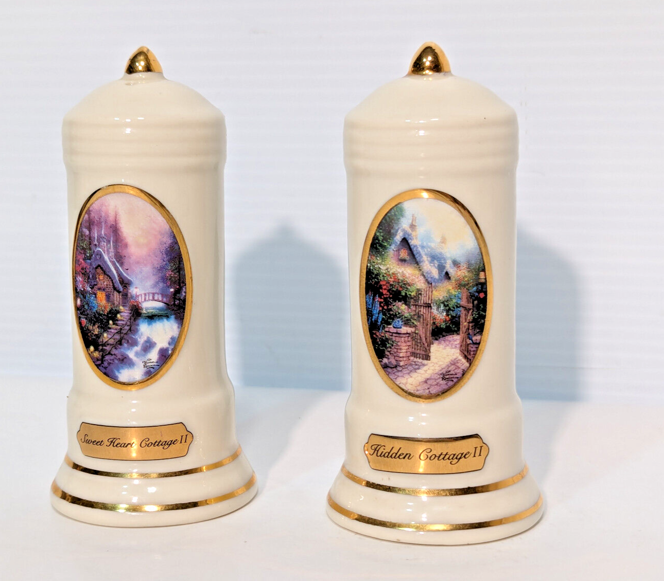 Thomas Kinkade Porcelain Salt and Pepper Shakers Sweet Heart, Hidden Cottage II