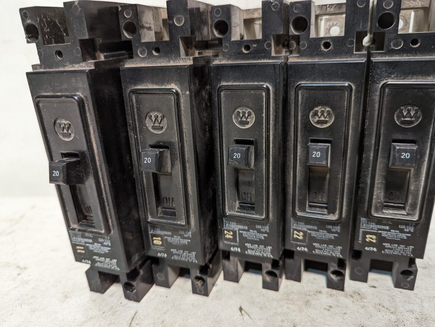 Lot of 5 Westinghouse EHB1020 circuit breakers, 20A, 277VAC, 125VDC, 1 pole