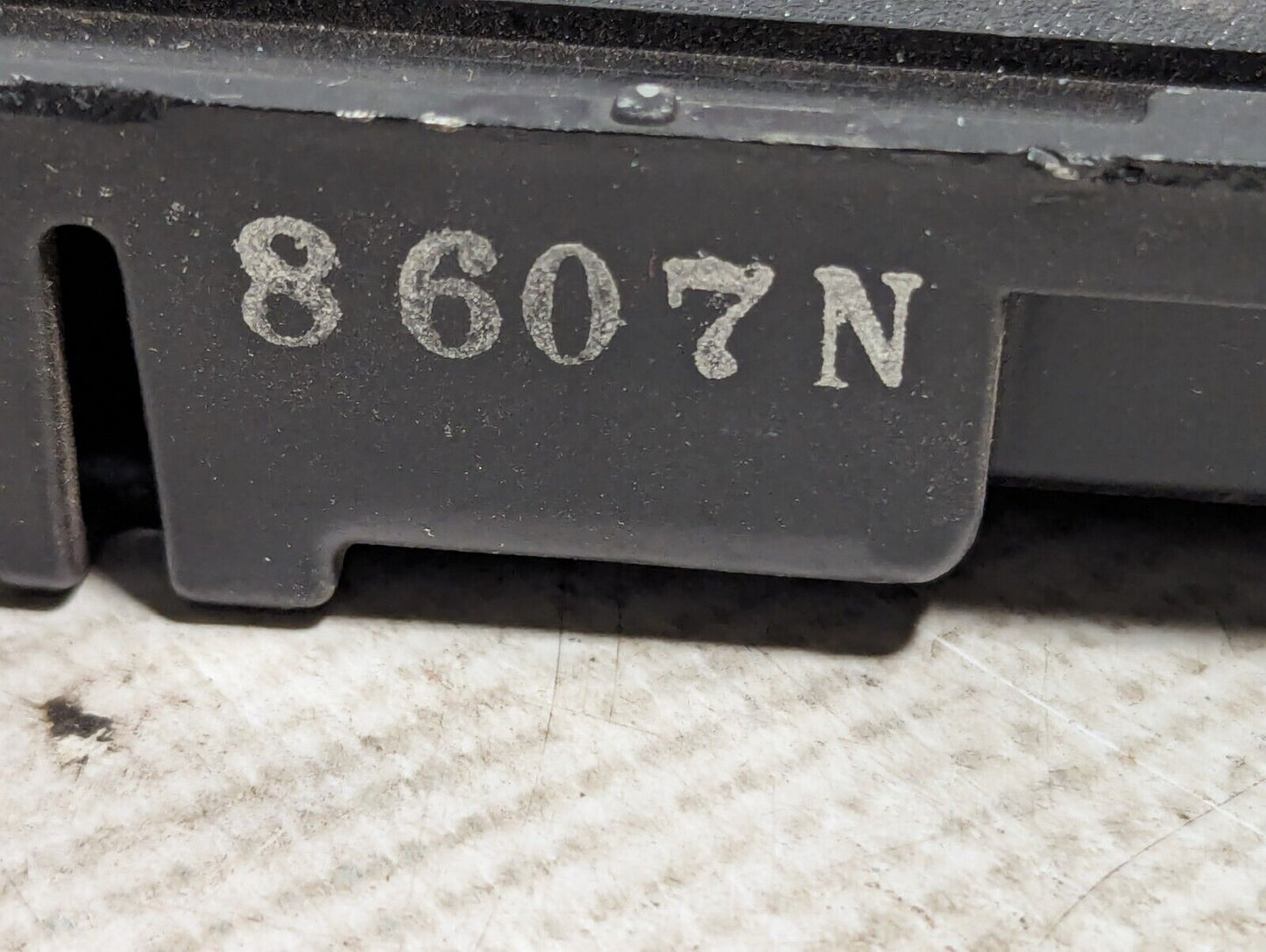Texas Instruments model 500-5011 Output Module, 110 VAC