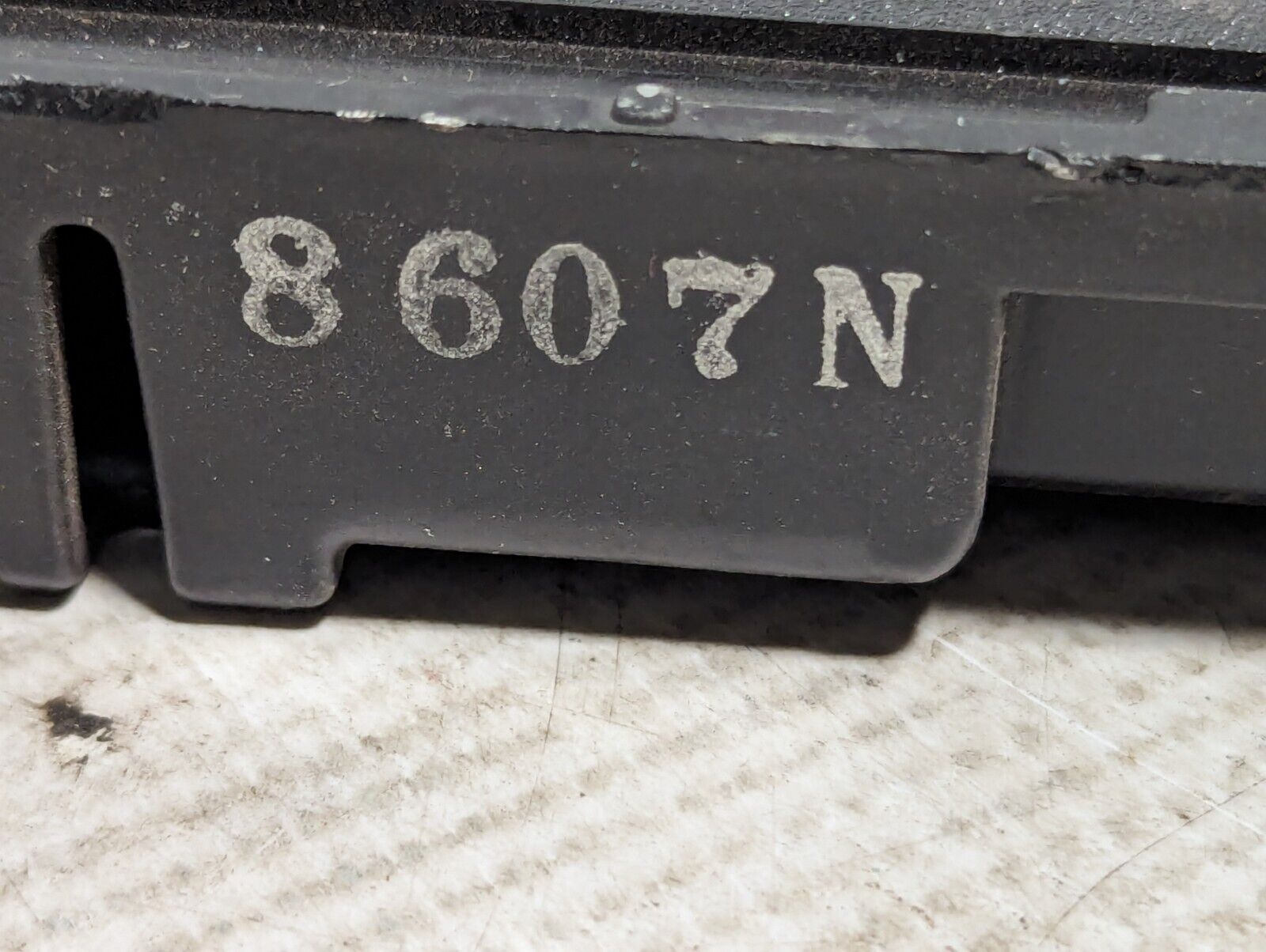 Texas Instruments model 500-5011 Output Module, 110 VAC