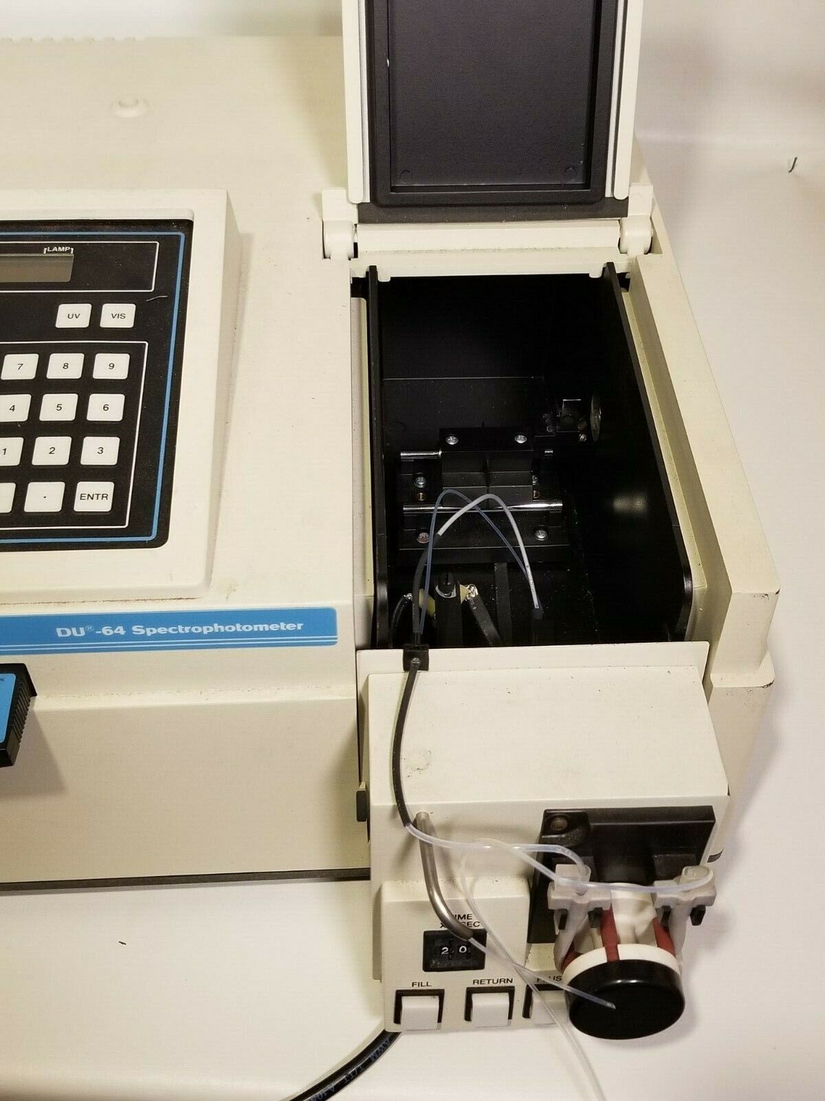 Beckman DU-64 Spectrophotometer with Protein Assay Soft-Pac Module