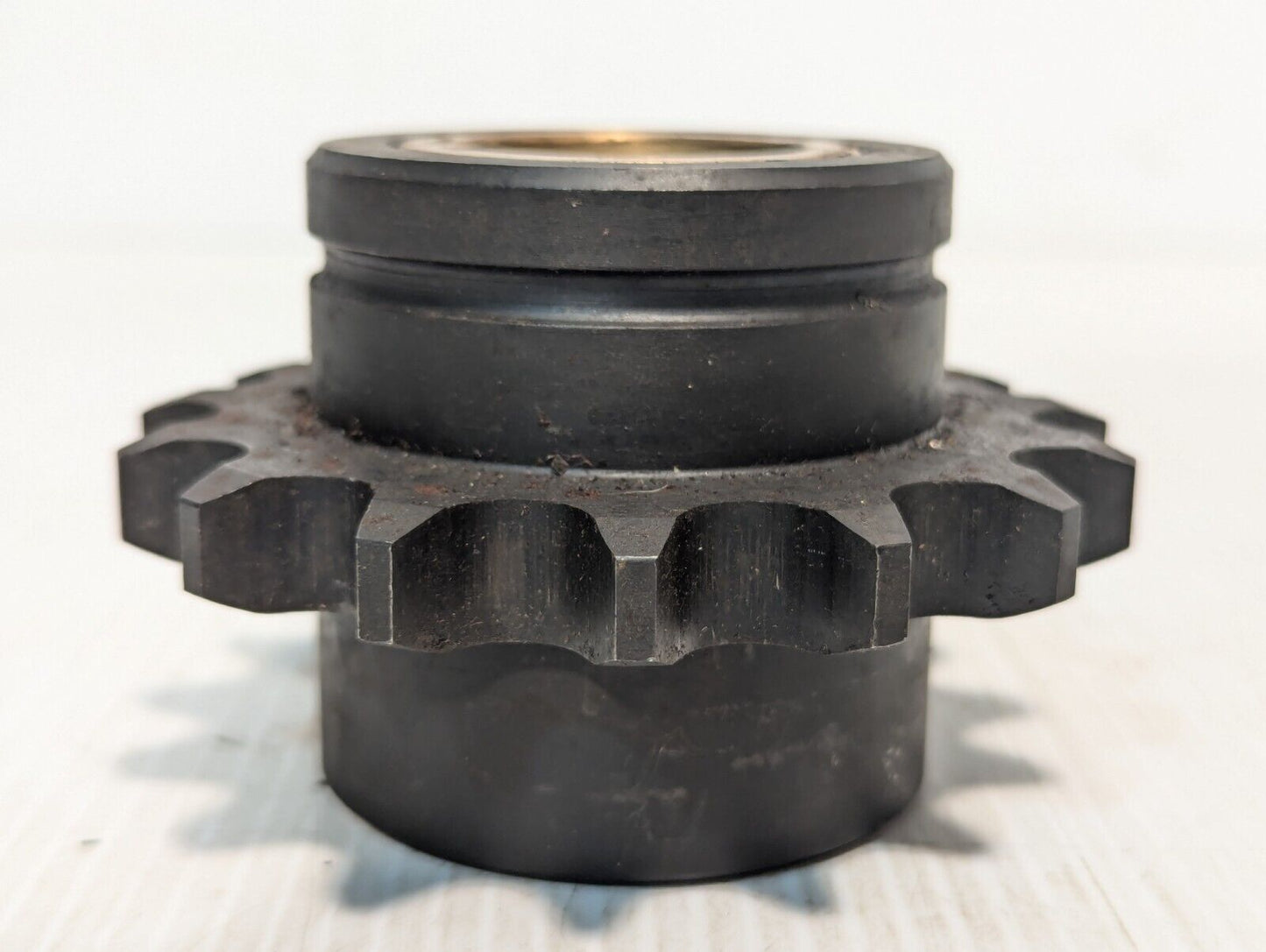 Unbranded Roller Chain Sprocket 15 Tooth 4" Diameter 1.25" Bore