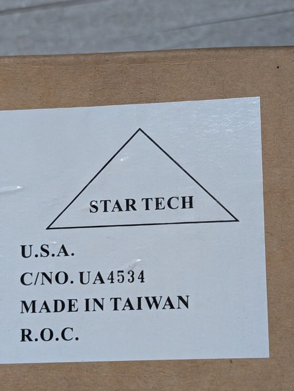 StarTech.com CABSHELF 2U Standard Universal Fixed Shelf for Server Racks, 19"