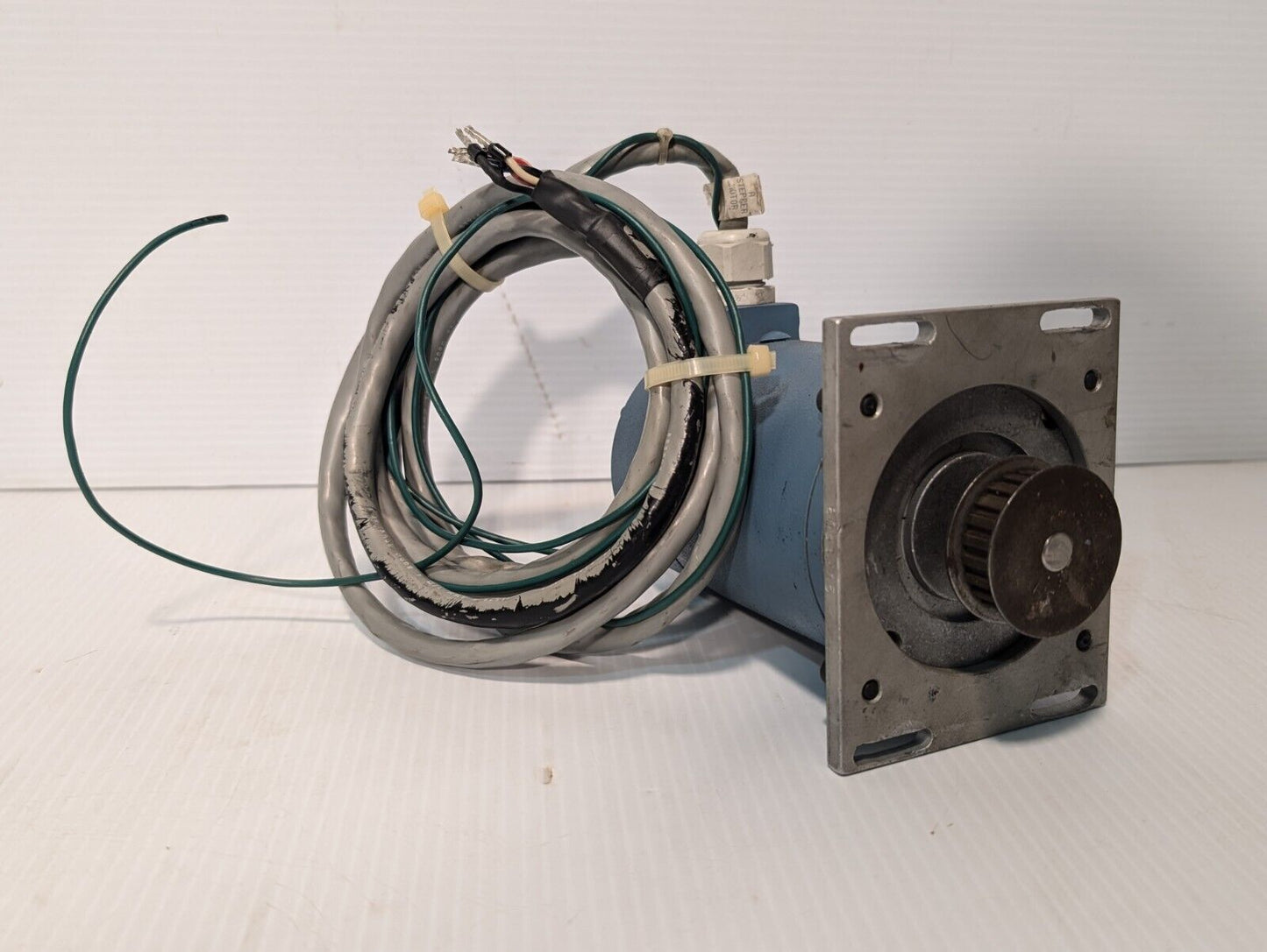 Superior Slo-Syn M092-TF08 Electric Stepping Motor 4.0 VDC 4.0 A - Free Ship