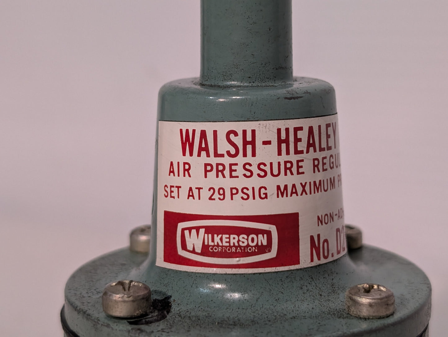 Wilkerson D2002-2 Air Pressure Regulator, Pipe Size 1/4