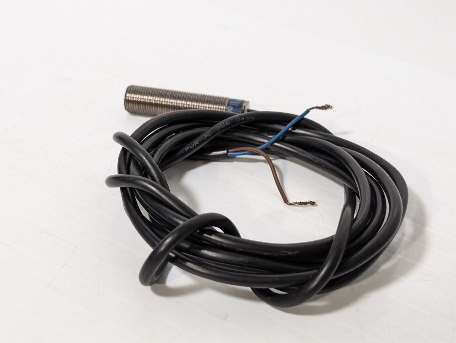 Telemecanique Xs1M12Mb230 Proximity Switch 240Vac 200Ma 240Vac 300Ma