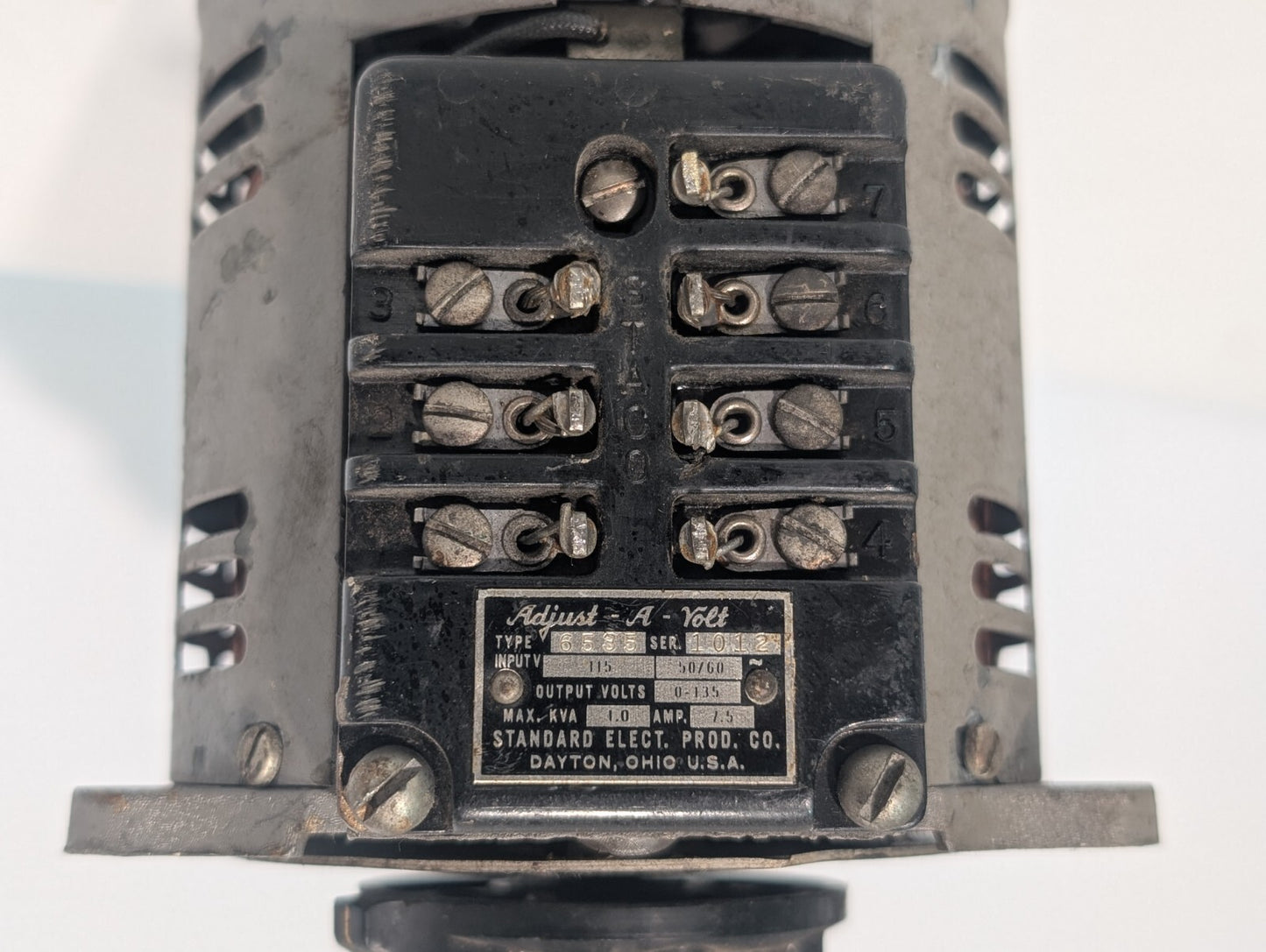 Standard Electrical 6535 Ser. 1012, Adjust-A-Volt Variable Transformer,  0-135