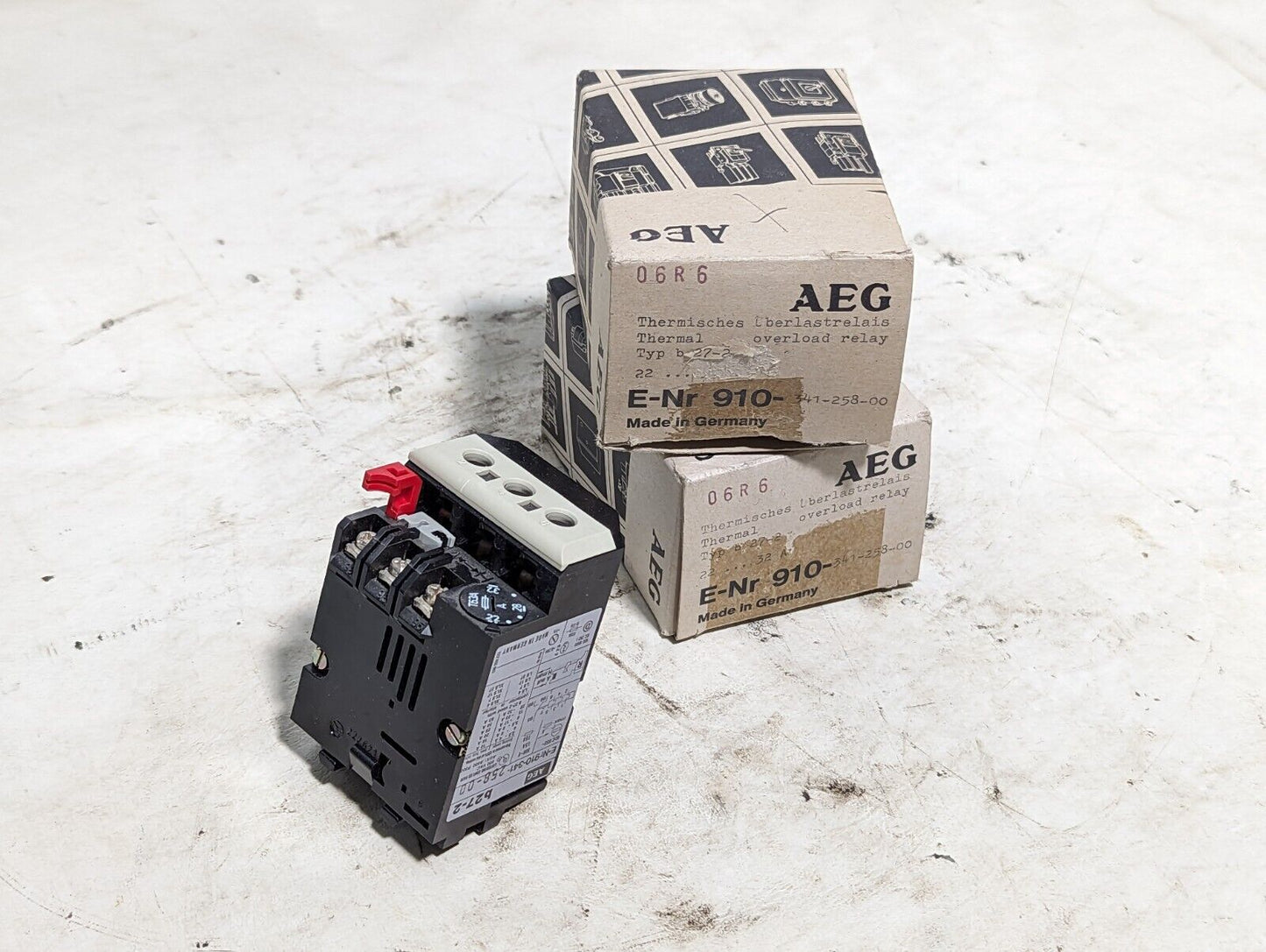 AEG b27-2 thermal overload relay, 910-341-258-00, 2.2-32A