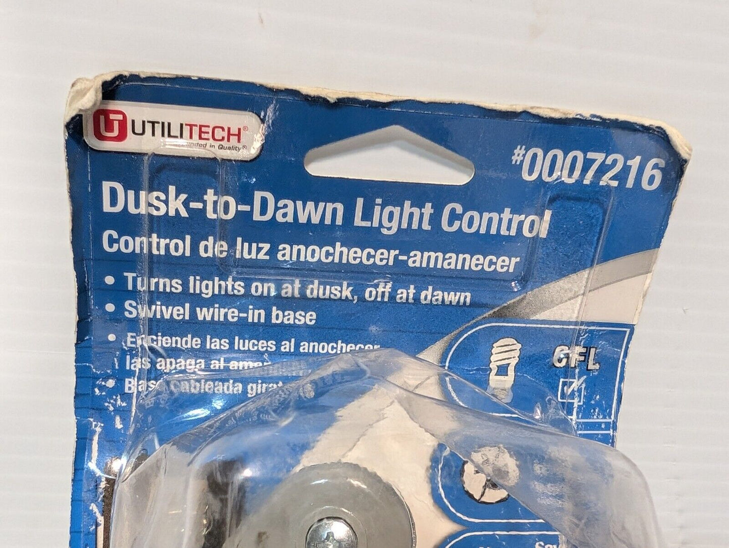 UtiliTECH Model: SPT-15 Dusk-to-Dawn Light Control #0007216 Light Control