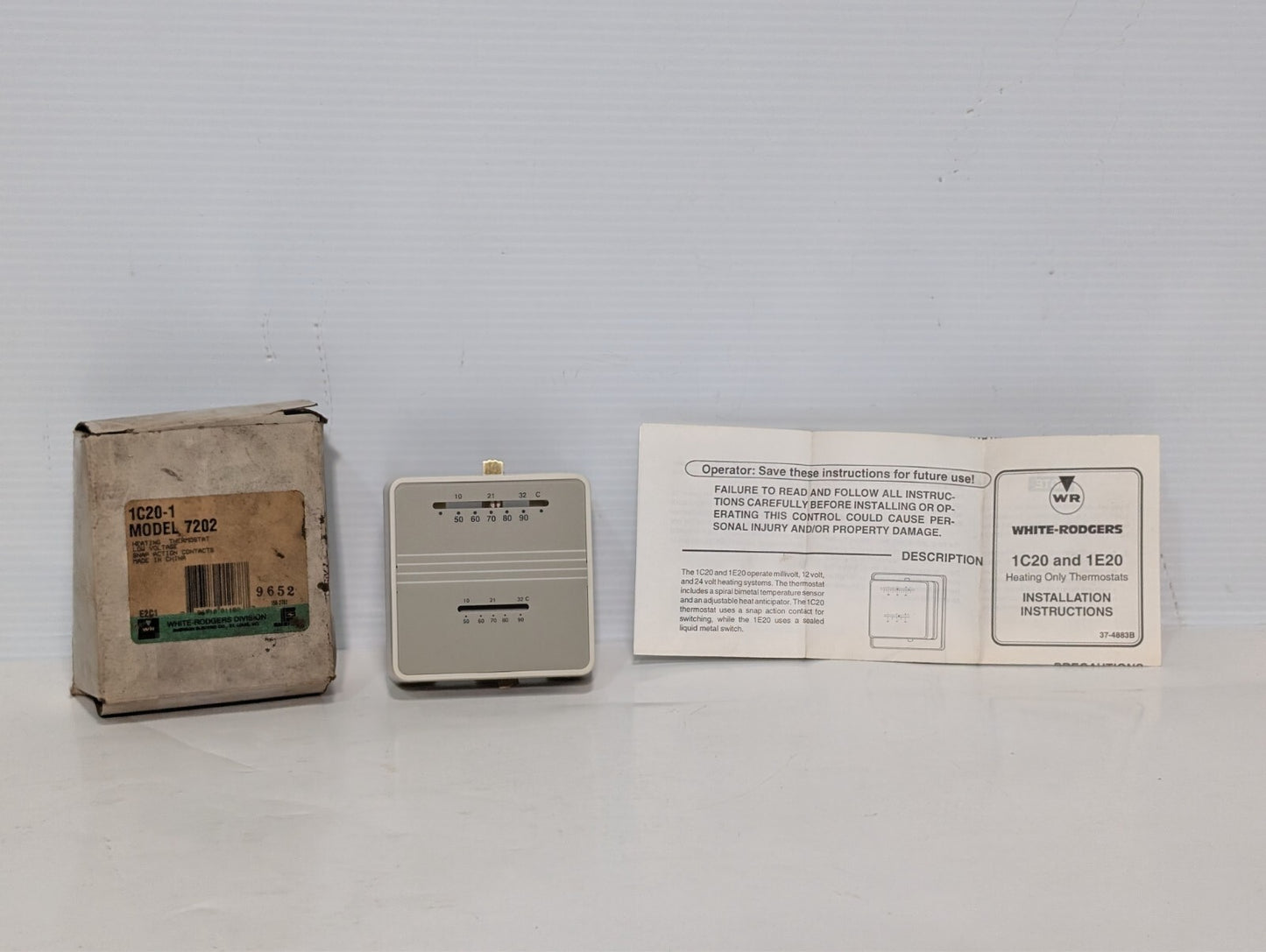 White Rodgers 1C20-1, Heating Thermostat, Low Voltage Snap Action, Model 7202