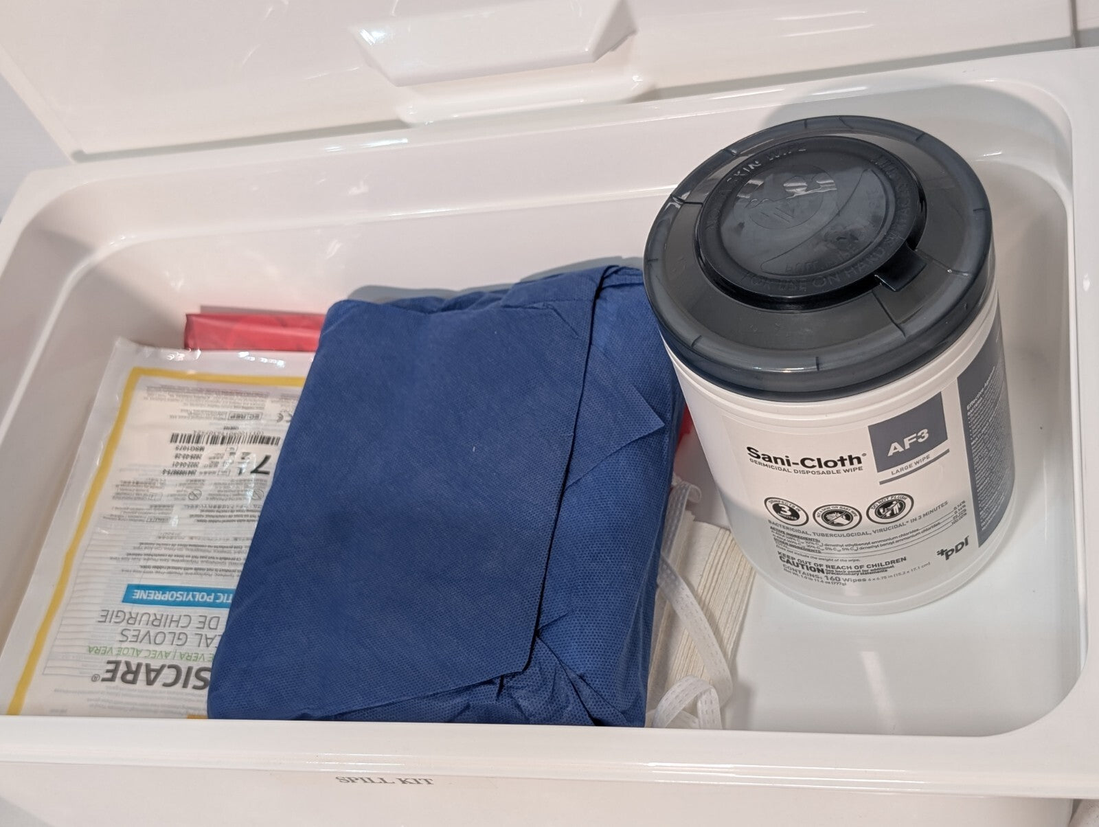 Steris 2D93Q0 Revital-Ox Rigid Container System, w\ Clean-up Kit, 6" x 13" x 21"