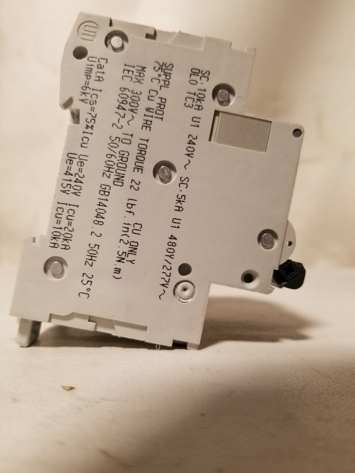 Schneider 24469 Multi 9 C60 C20A 20 Amp 3 Pole 480Y/277VAC Circuit Breaker