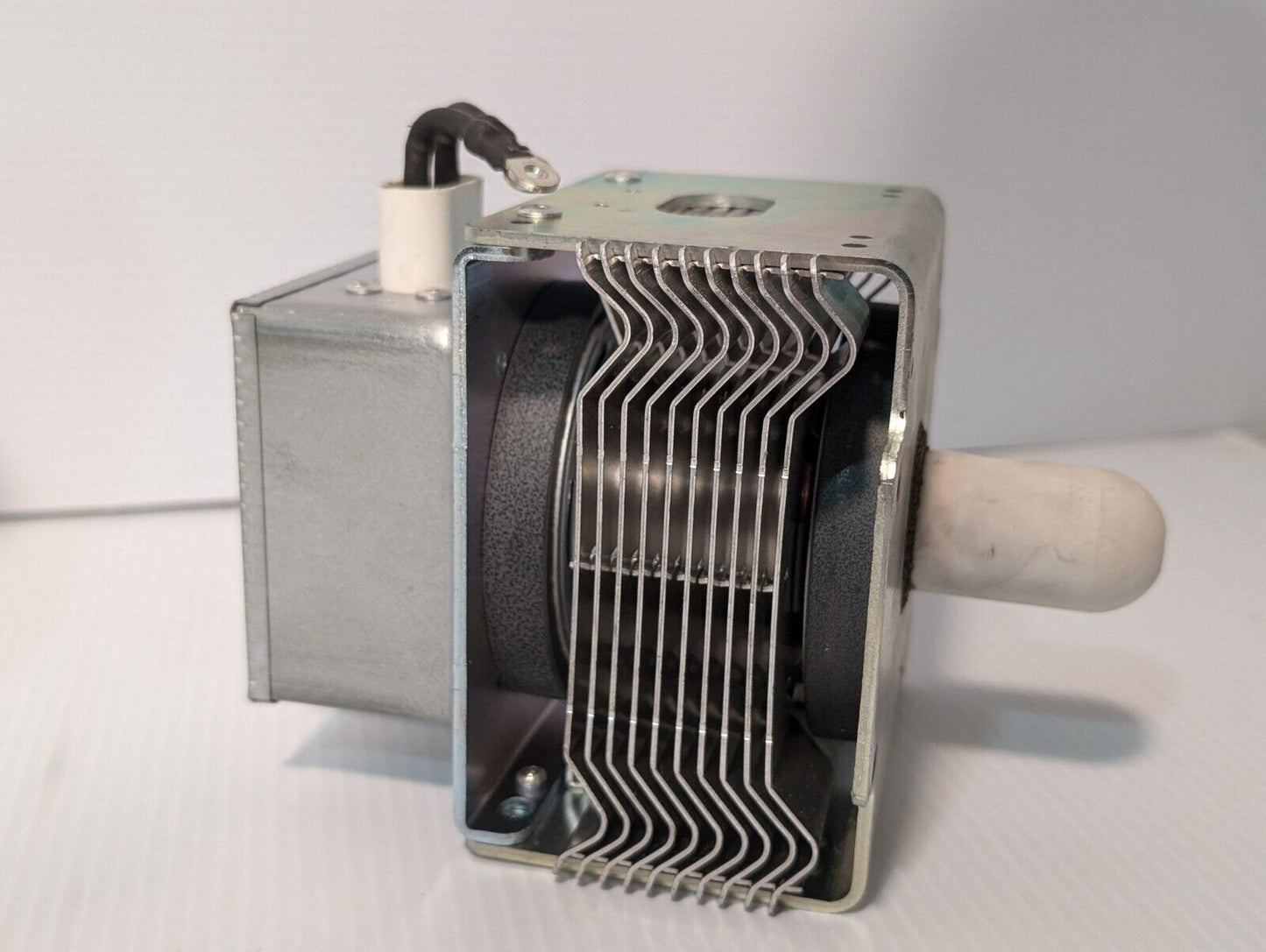 Unbranded 0904-000017 Microwave Magnetron - Free Shipping