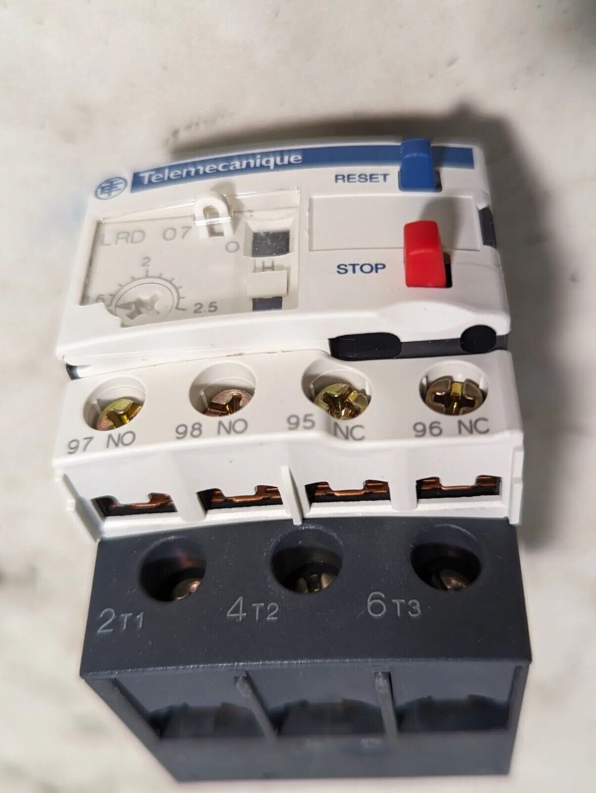 Telemecanique/Schneider Electric LRD07 Thermal Relay 1.6-2.5A, 690VAC, Class 10