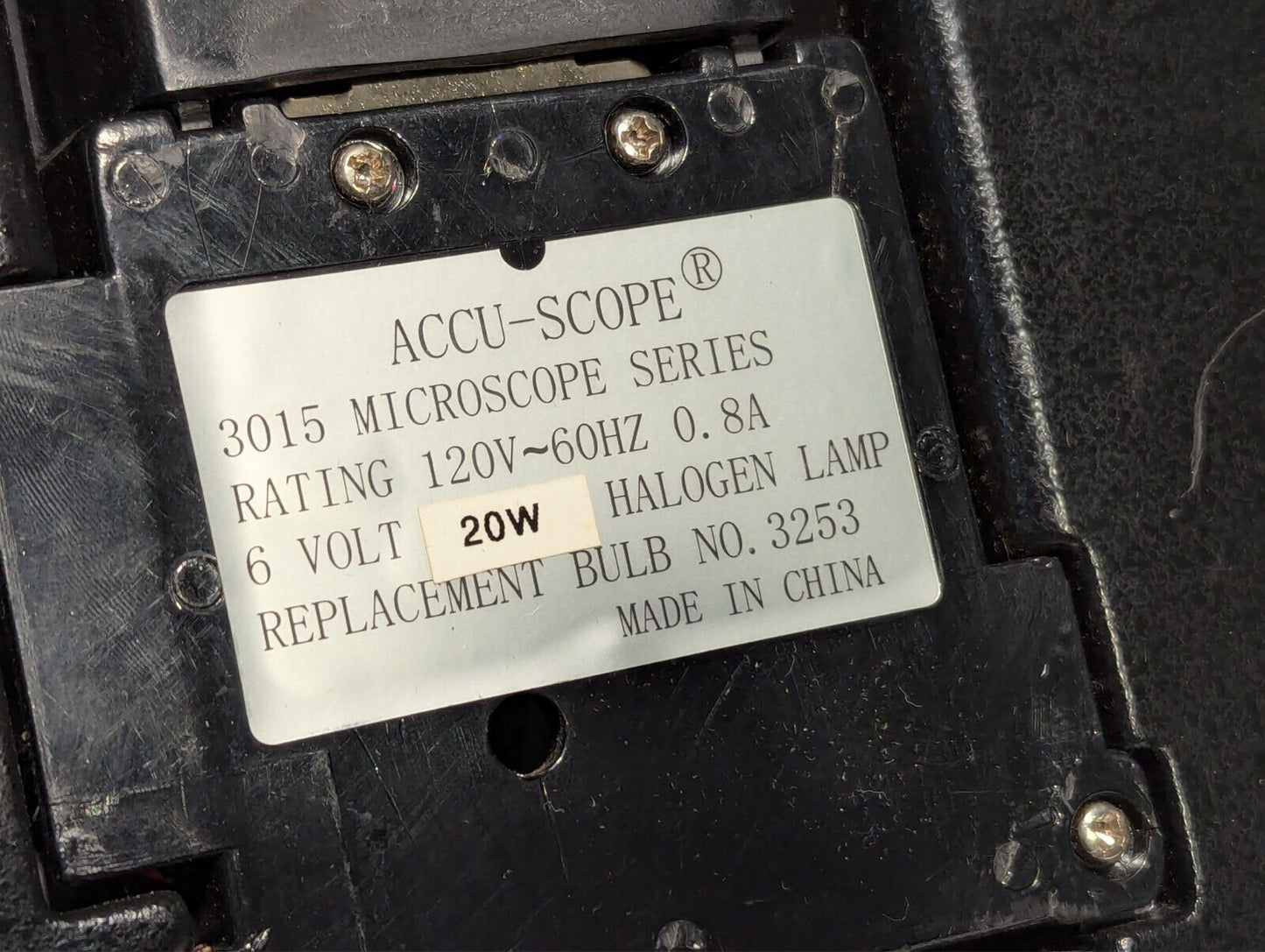 Accu-Scope 3015 Microscope With 4x, 10x, 40x And 100x Oil Objectives