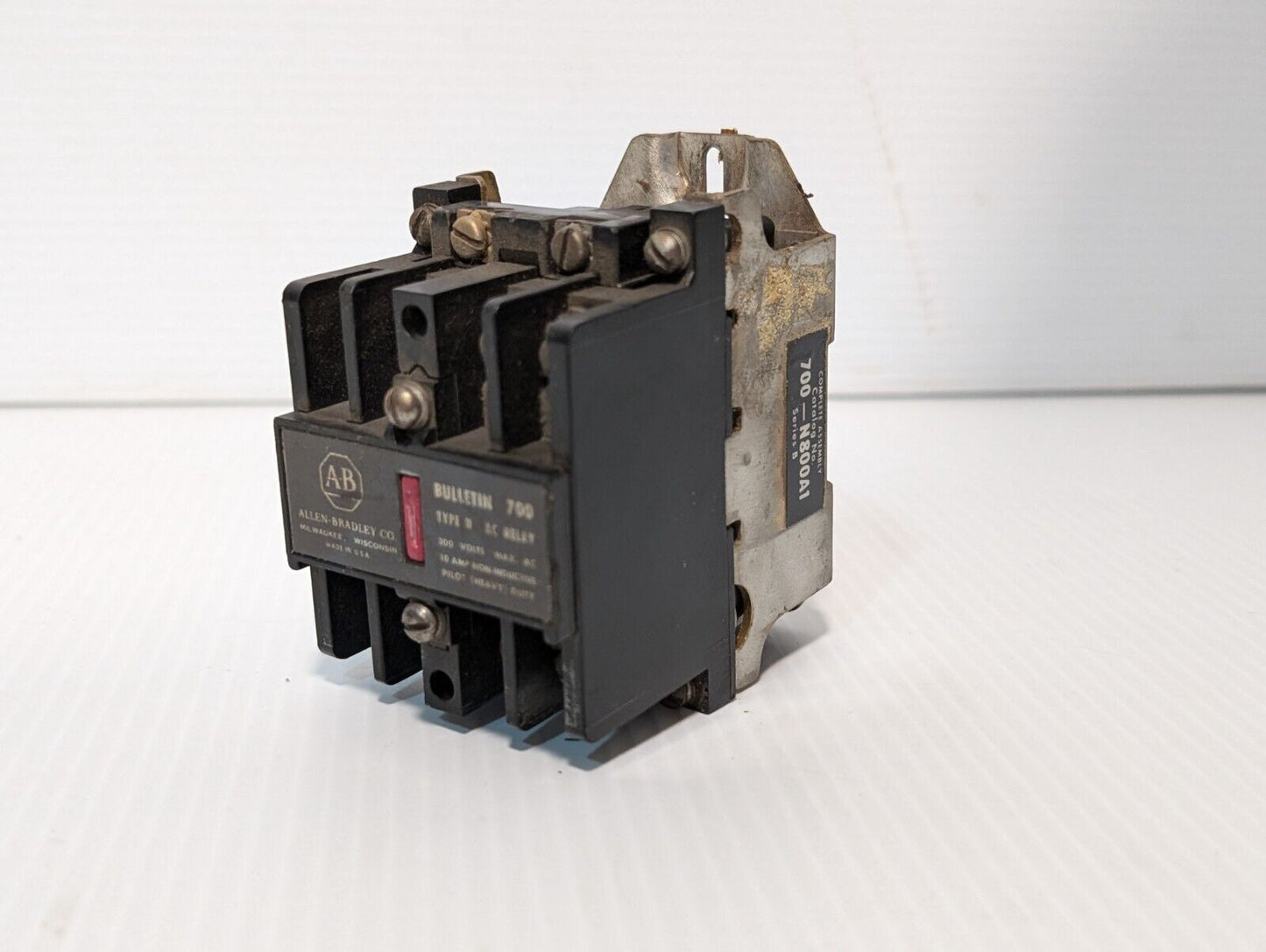 Allen Bradley 700-N800A1 Control Relay, Series B, Bulletin 700.