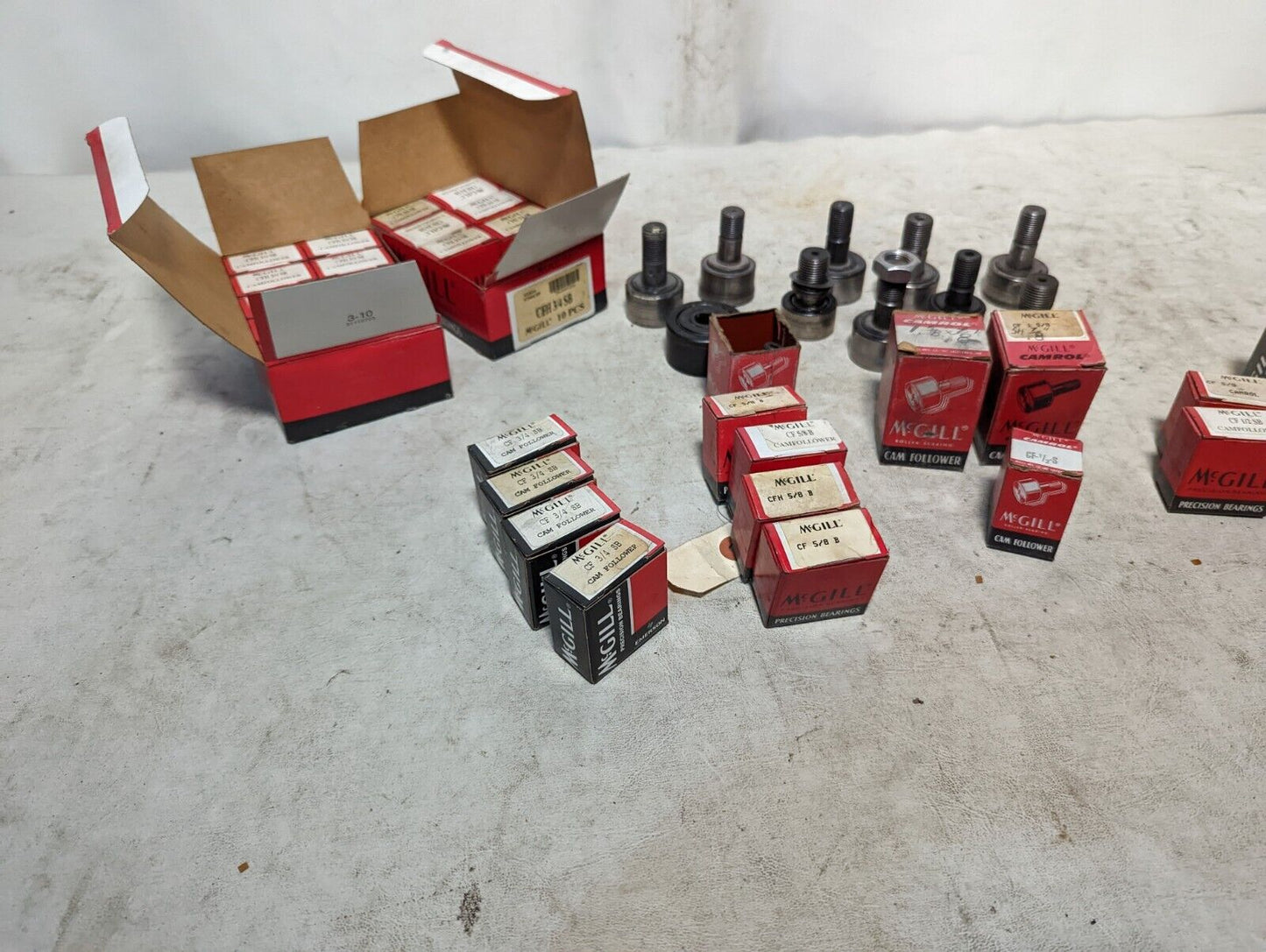 Lot of McGill cam followers: CFH 3/4SB, CF 3/4SB, CF 5/8B, CF 1/2 SB, CF 5/8, ++