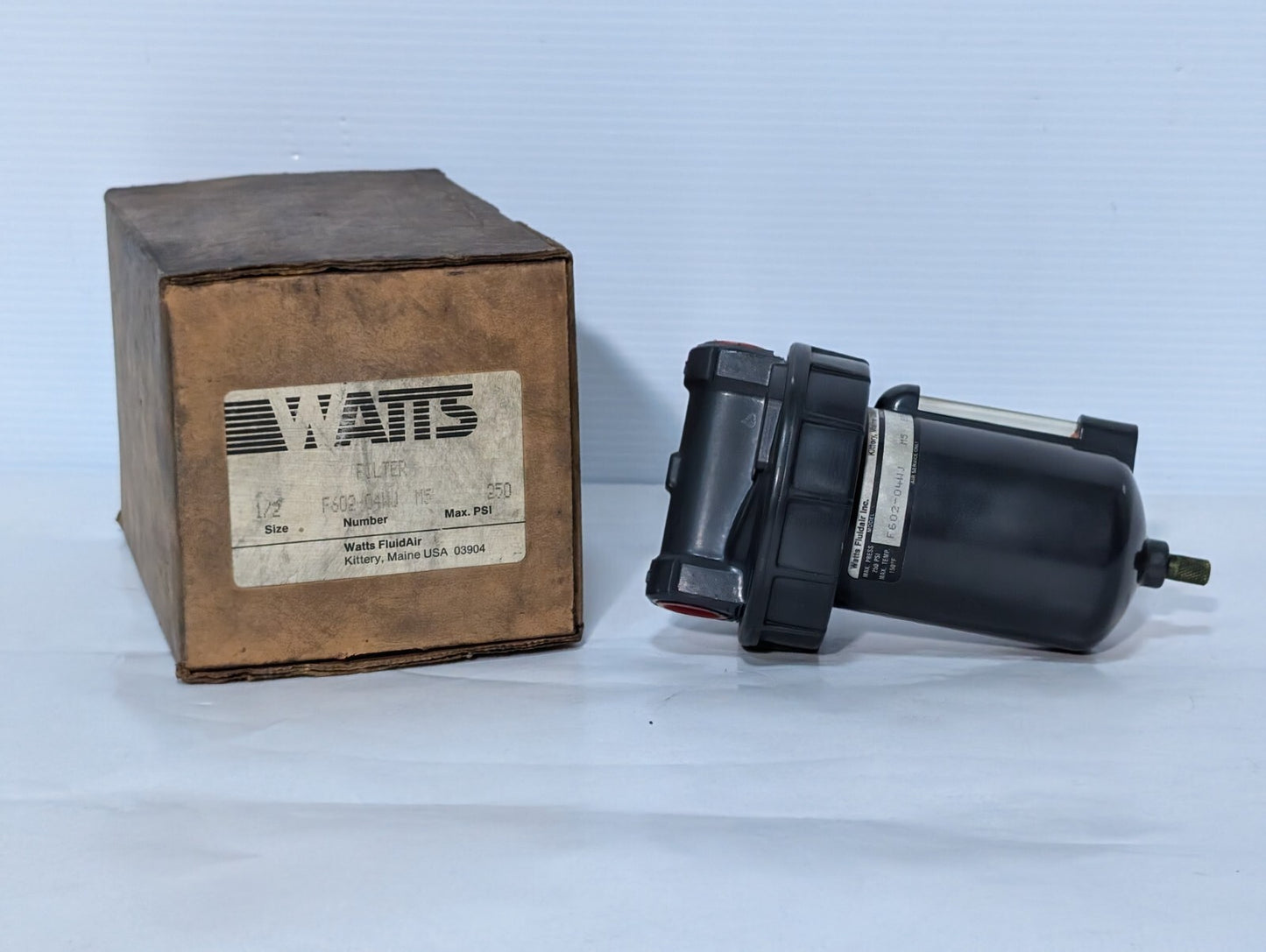Watts Fluidair F602-034WJ M5 Pneumatic Filter, 250psi, 150º F Max Temp, 1/2"