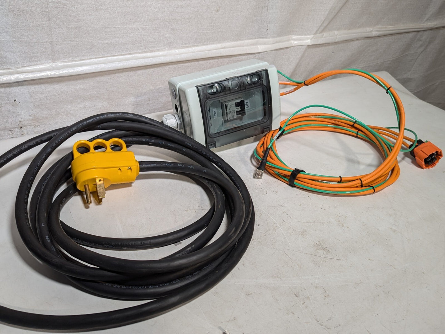 Wiring Harness with Dihool DZ47X-63 Circuit Breaker