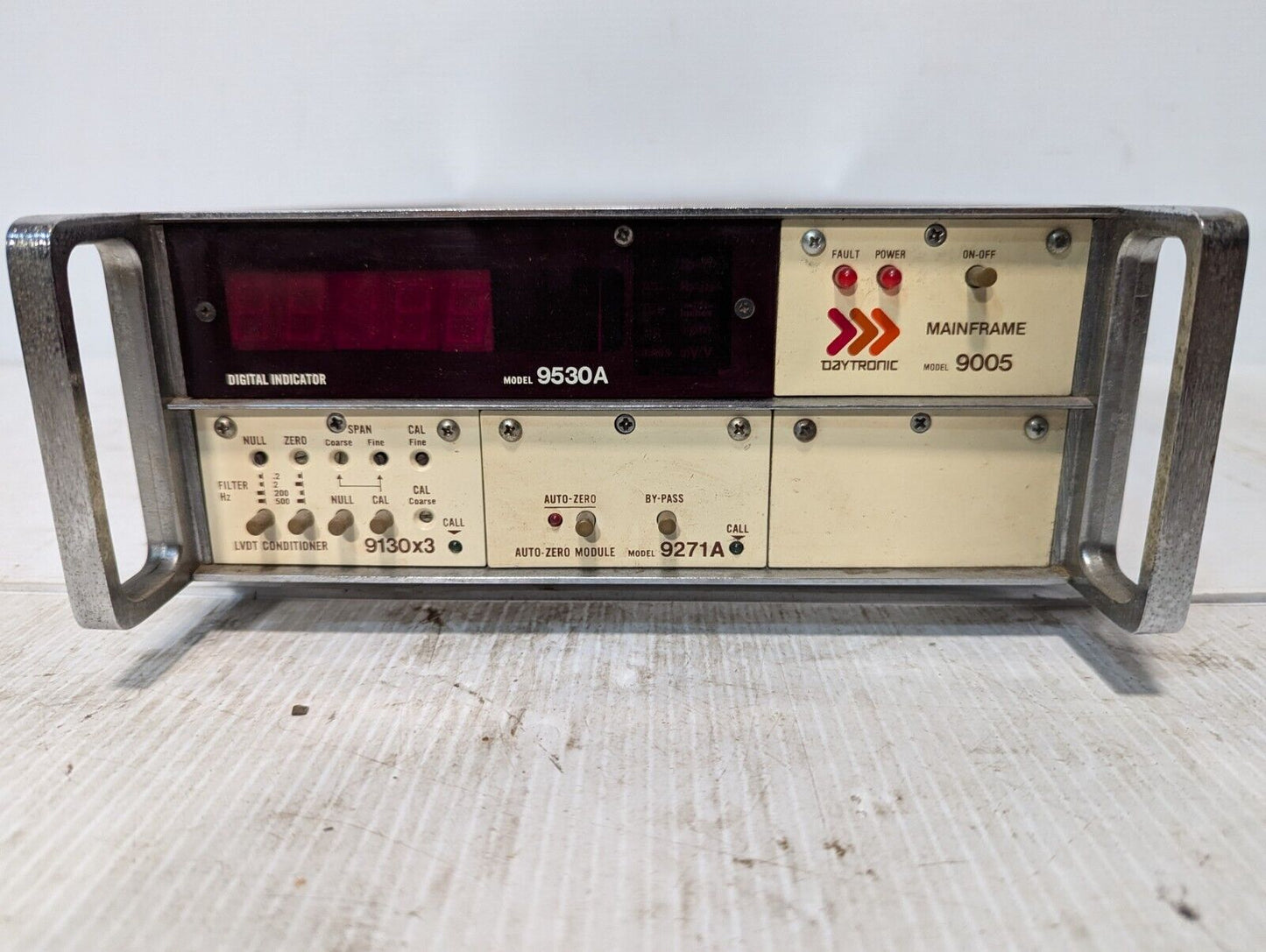 Daytronic 9005 Mainframe W/Modules 9530A, 9130x3, 9271A - Free Shipping+Returns