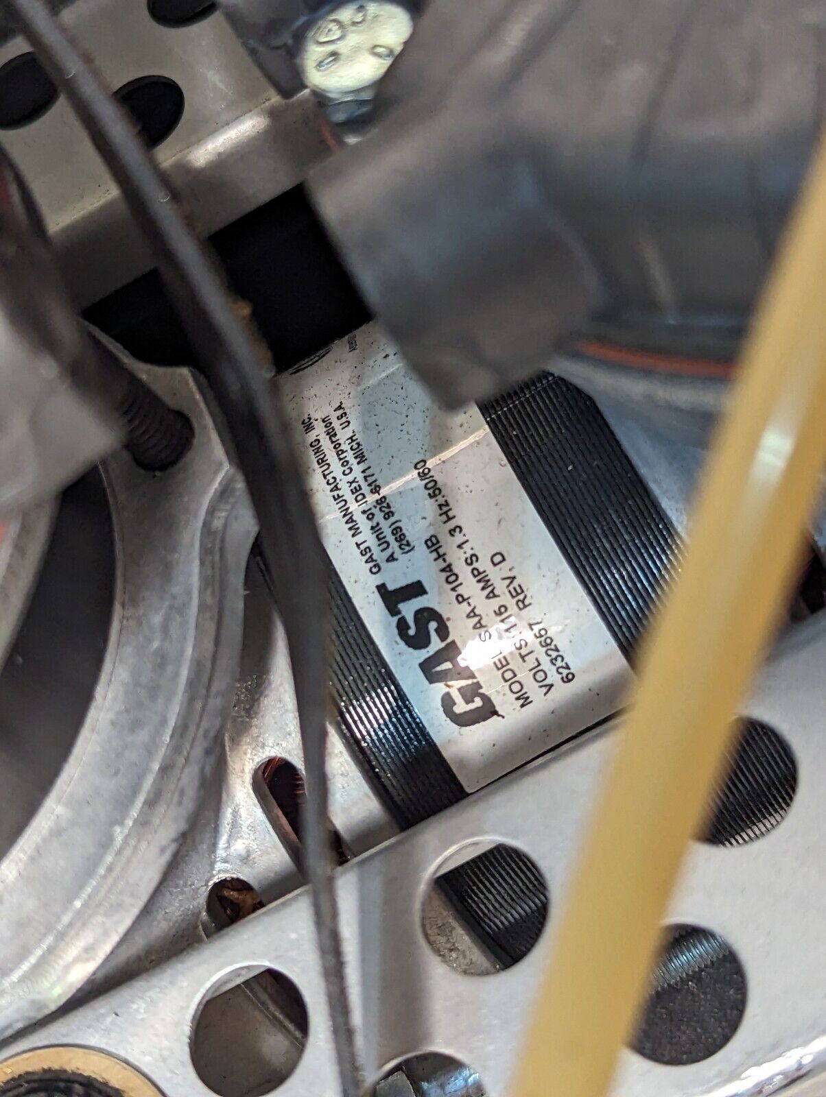 Unbranded pump base with GAST SAA-P104-HB miniature rocking piston compressor