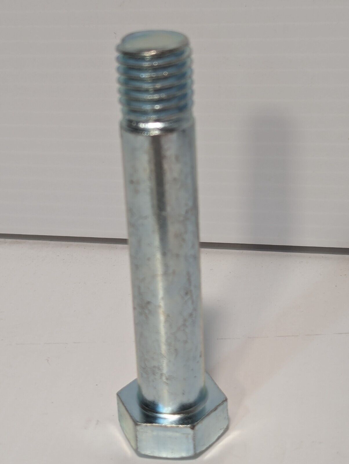 3915-13-000-2003 23595T19 Threaded Wheel Axle - Free Shipping
