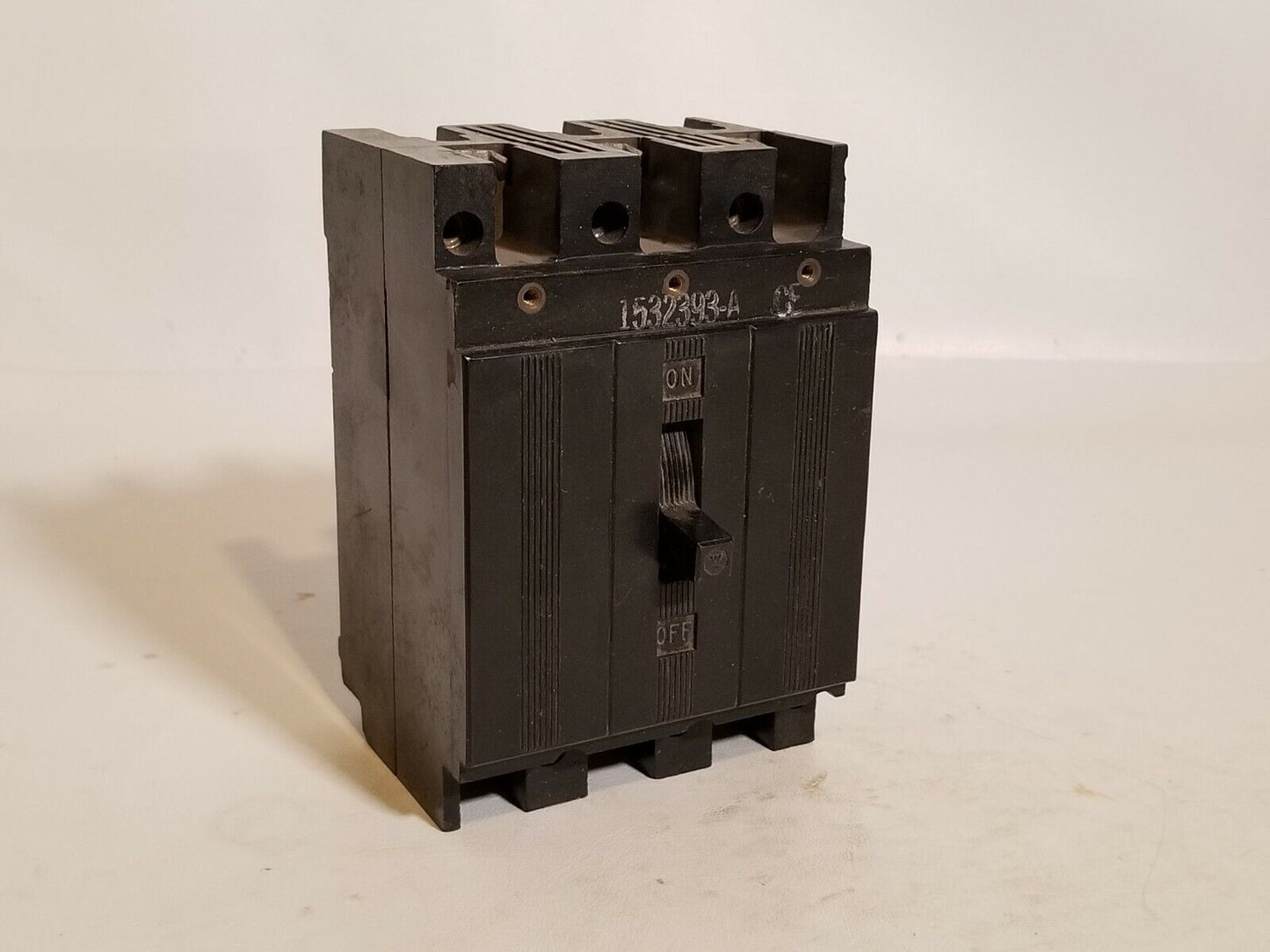 Westinghouse 1532393-A Circuit Breaker 3 Pole 20Amp 240Volt