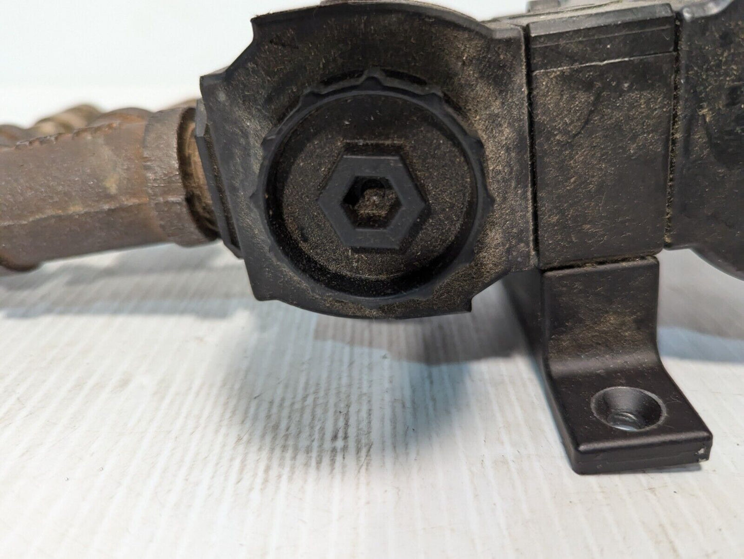 Air Preparation Assembly: Dayton 4ZL49, Dayton 4ZM20, two air hose connectors