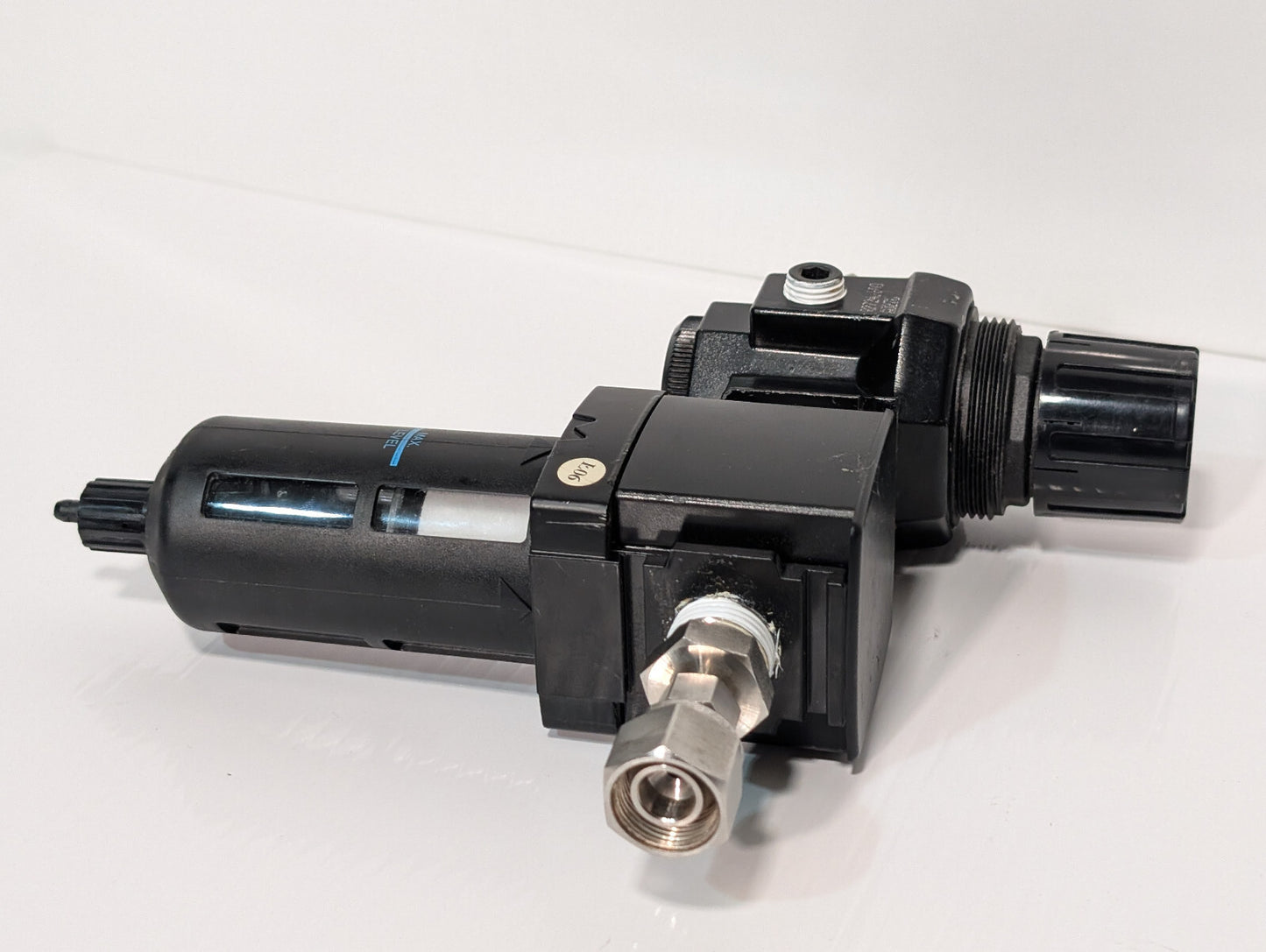 Wilkerson FRP-96-639 F18 Replacement Assembly, ARO R27241-600? Max PSI 200 Valve