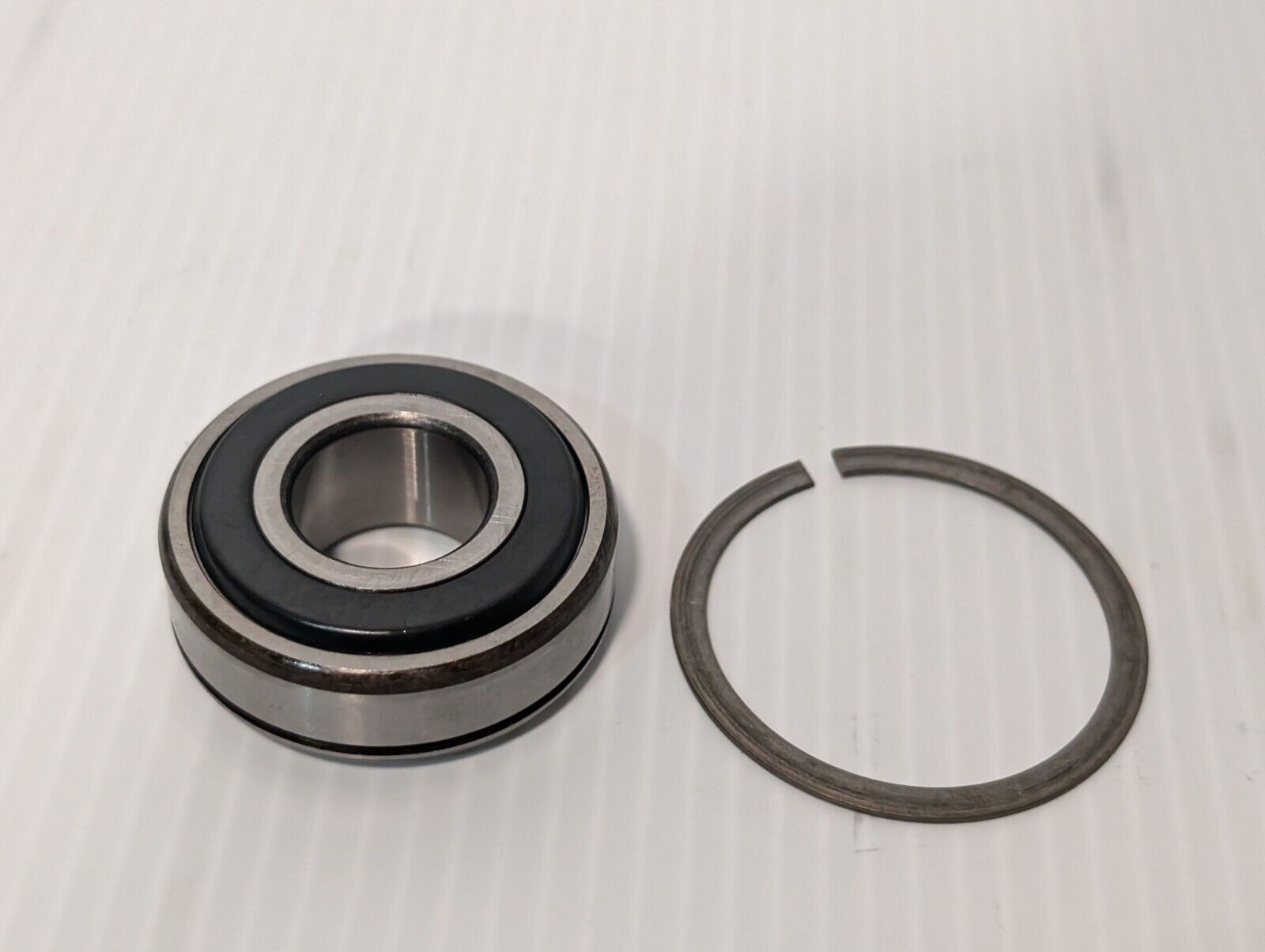 Torrington / Fafnir 204KLLG2 Radial Deep Groove Ball Bearing