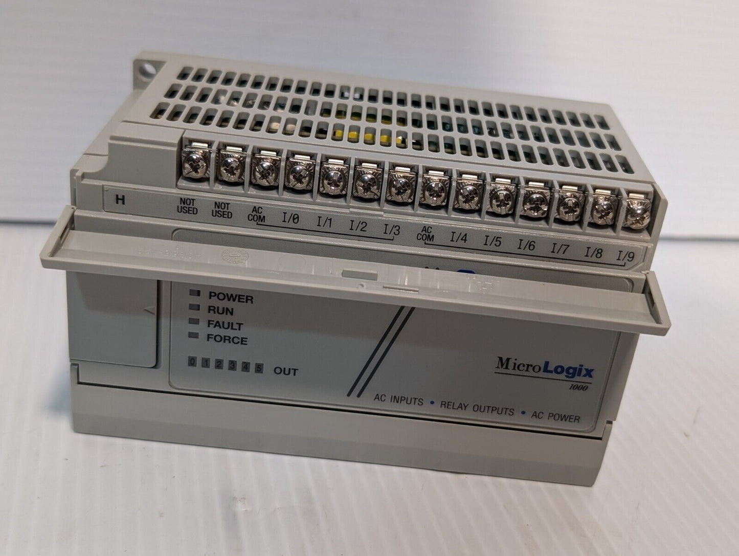 Allen Bradley 1761-L16AWA MicroLogix1000 16 Point PLC Controller - Free Shipping